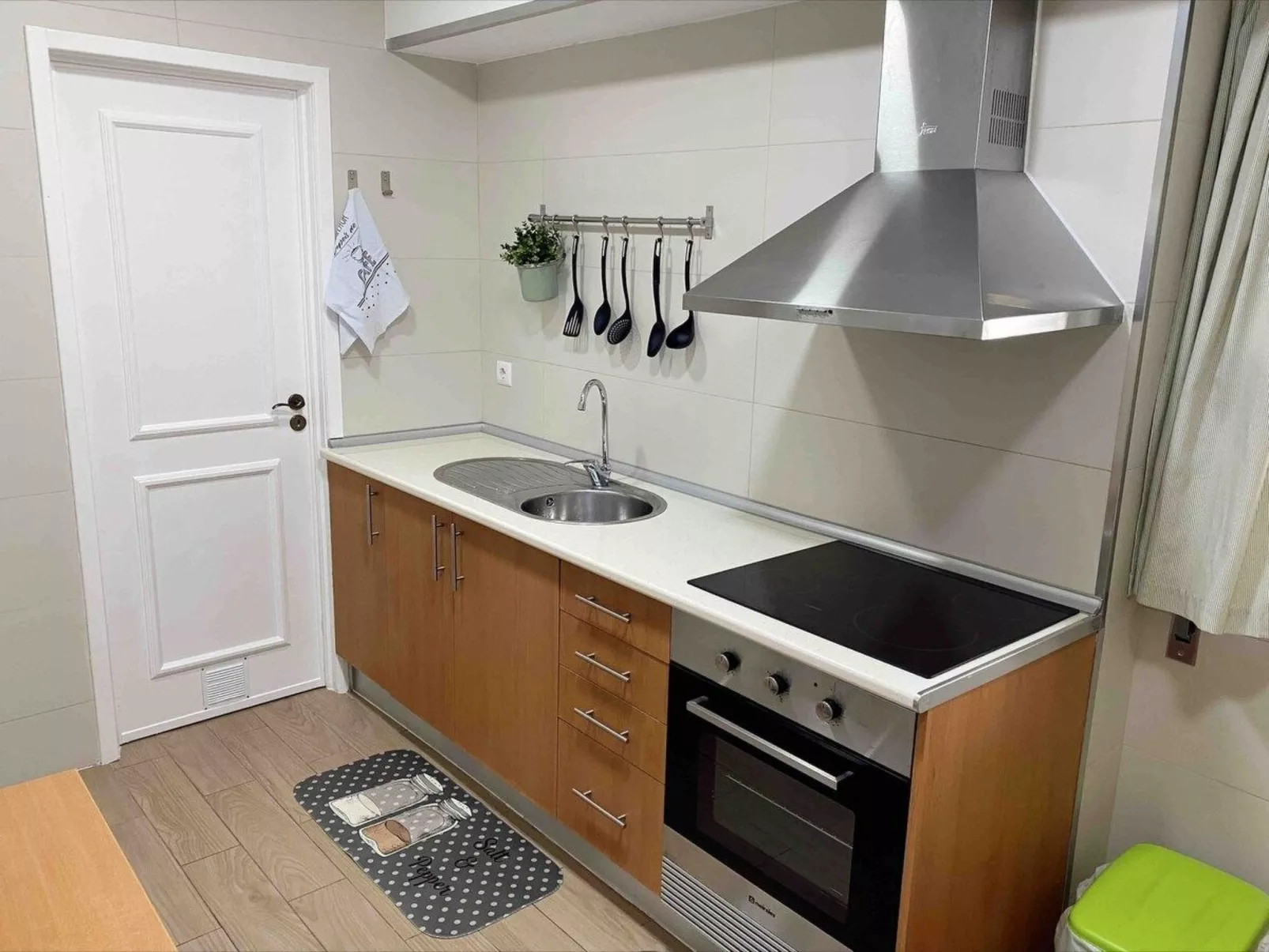 Das Haus der Verwöhnung-Binnen