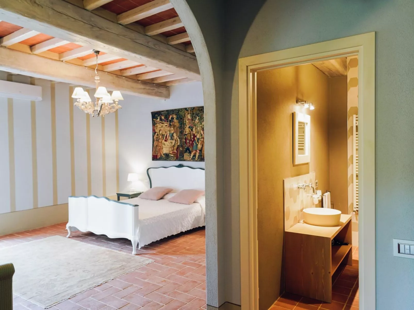 Wohnung 'Portico T5 rota' mit Schwimmbad-Binnen