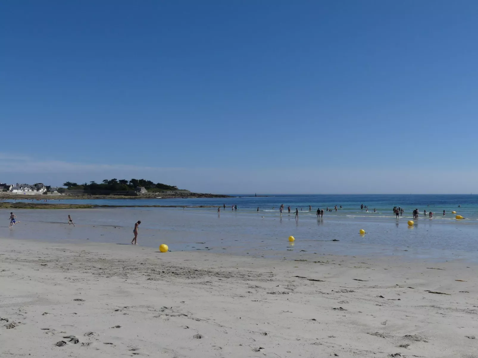 "Men Meur" mit Blick auf das Wasser-Binnen