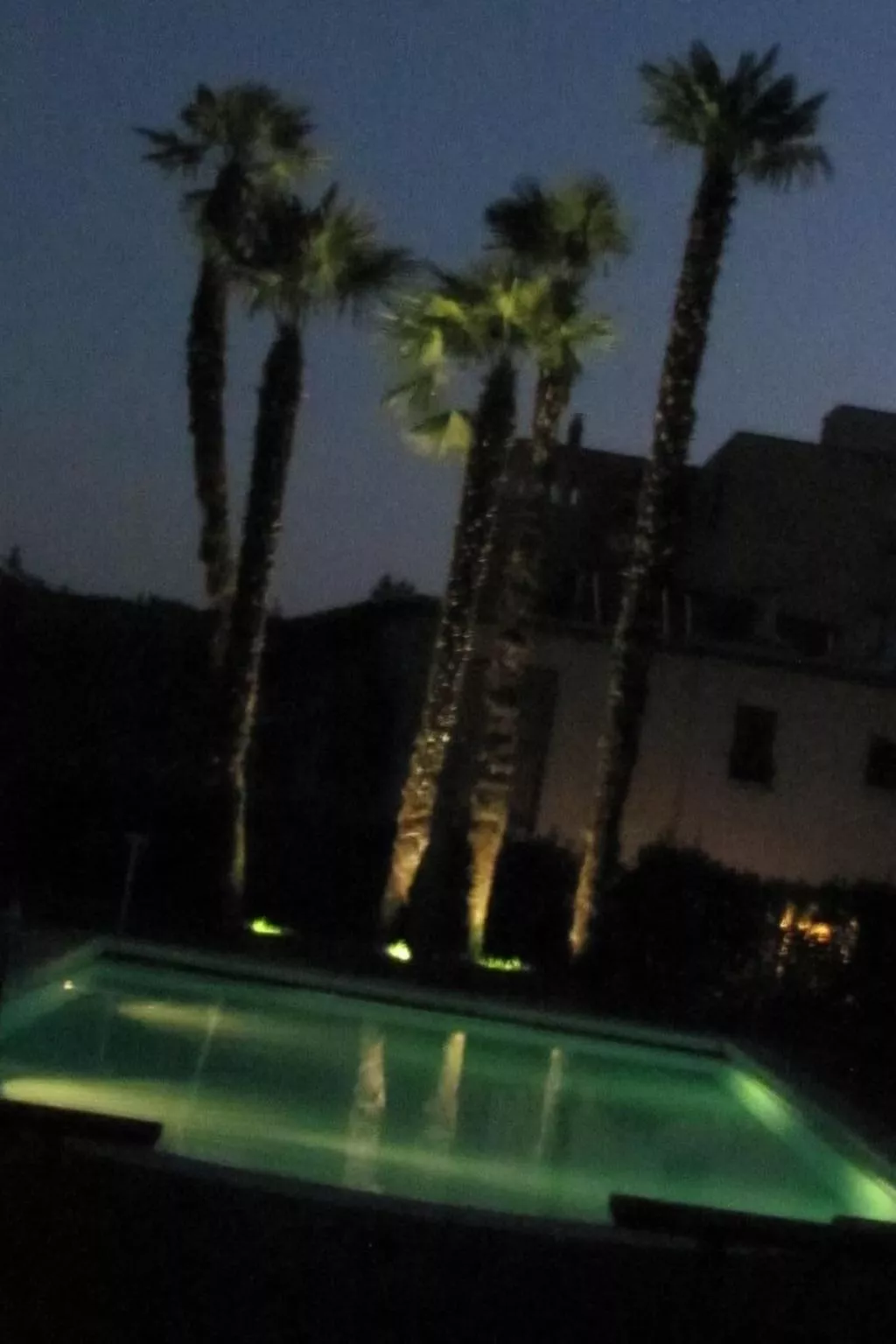 2 Zimmer Gartenwohnung mit Pool-Buiten