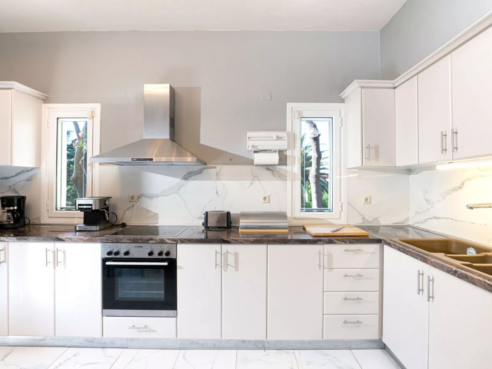 Ferienvilla "Villa kerkyra" mit eigenem Pool-Binnen