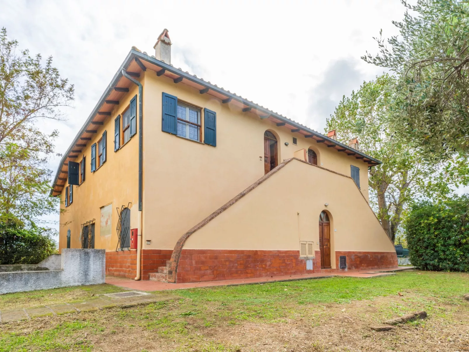 Rustikales Bauernhaus nur einen Steinwurf vom Meer entfernt-Buiten