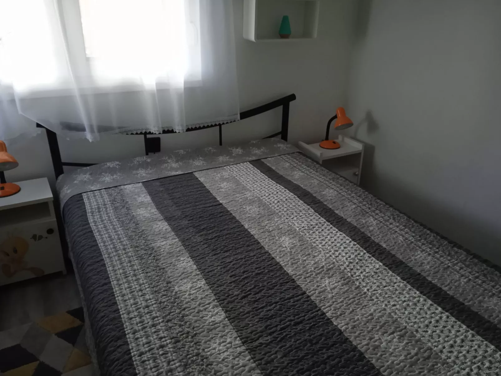 Schönes Appartement-Binnen