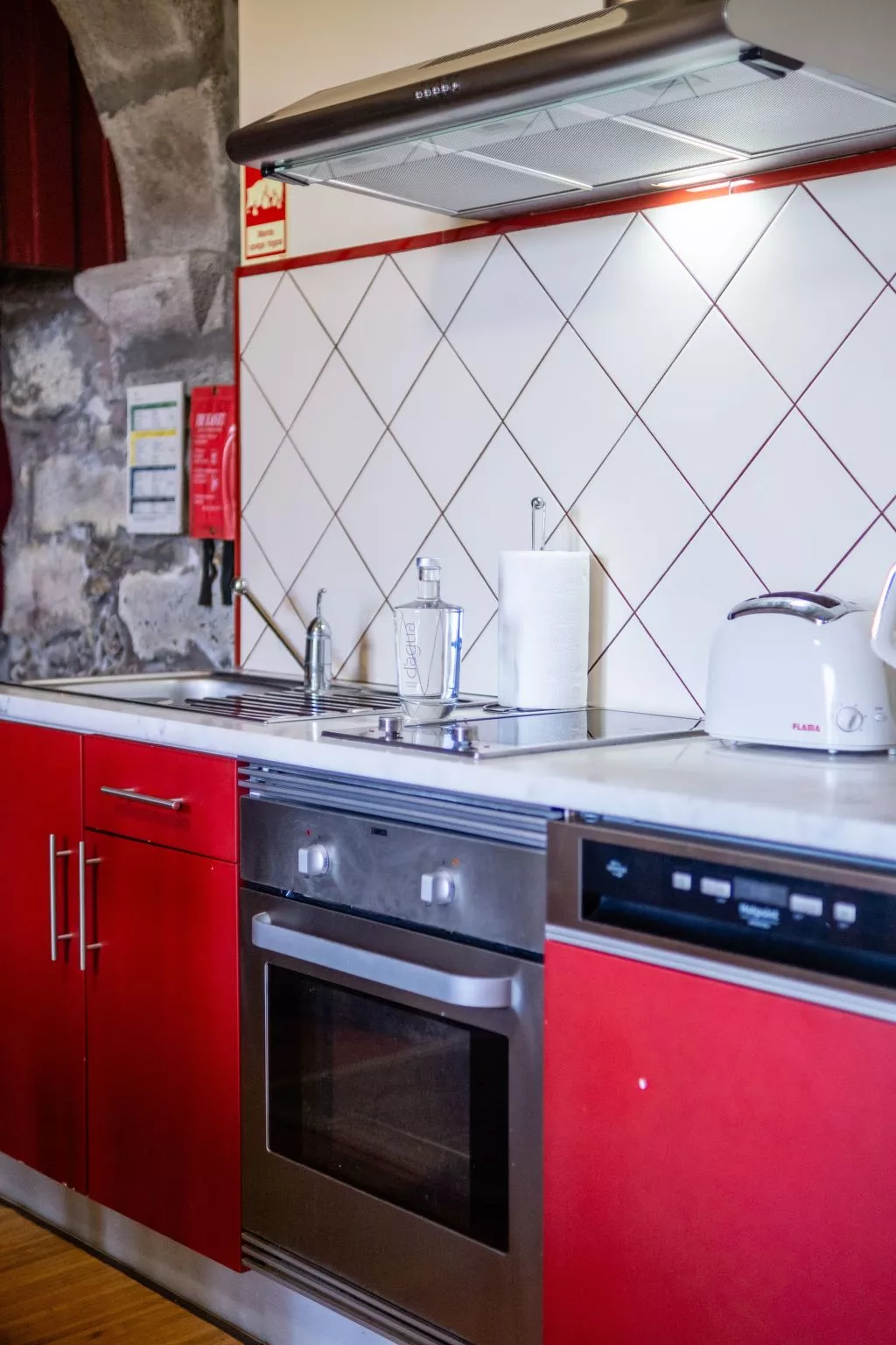 Casa da Fonte - Historisches Steinhaus auf den Azoren-Image-tags.info