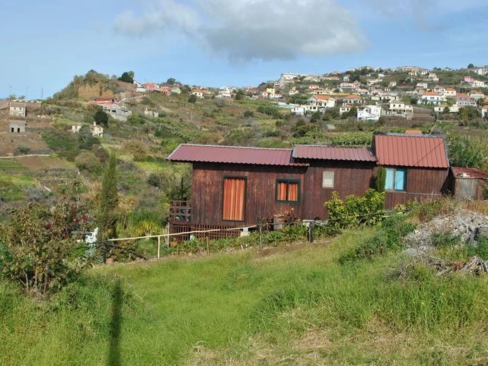 In Canhas mit Schönem Garten-Buiten