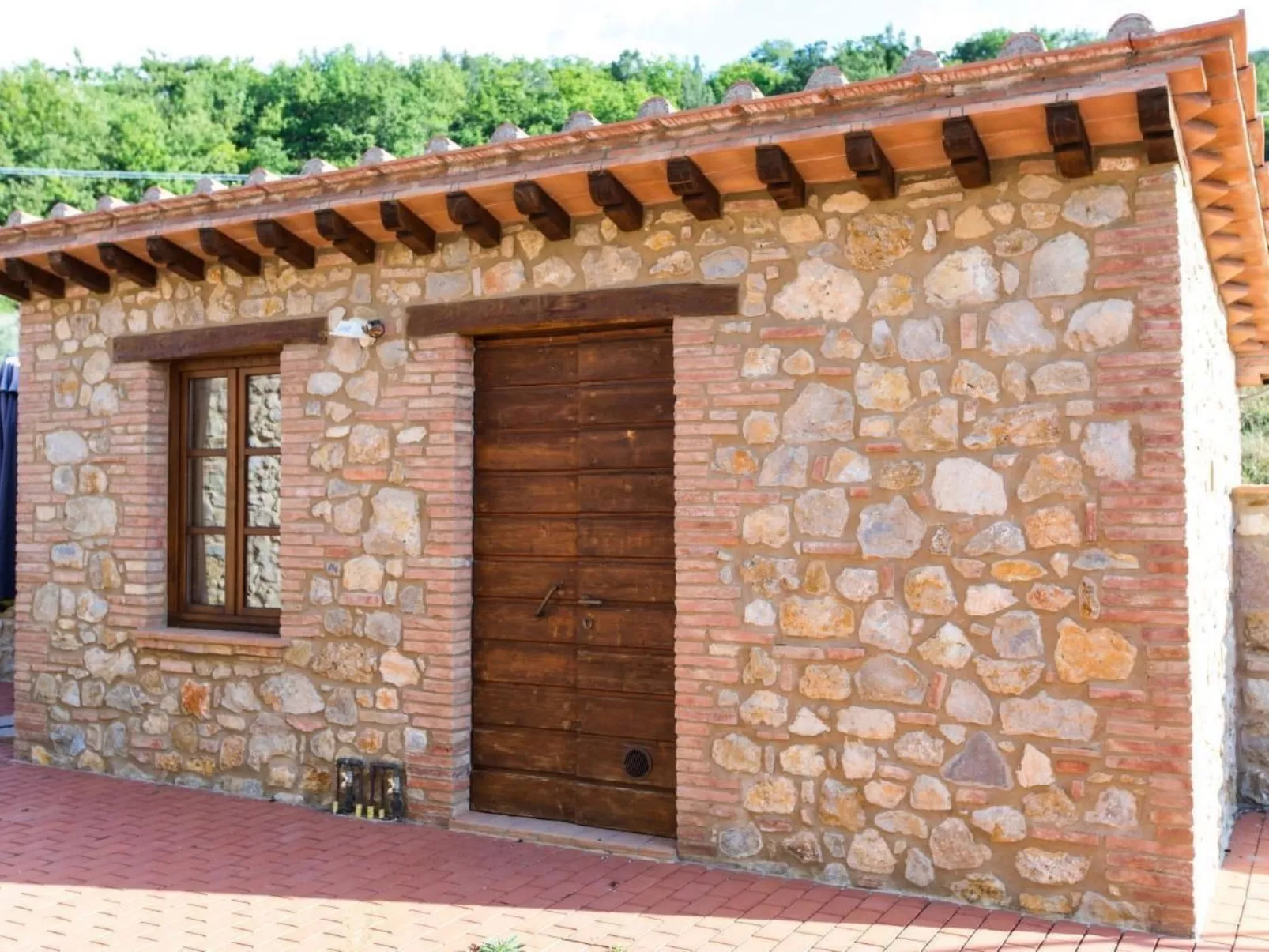 Wohnung mit Garten, Grill und Terrasse-Buiten