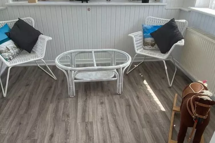 Ferienhaus Kapitänshus 2 / 8 Personen-Woonkamer