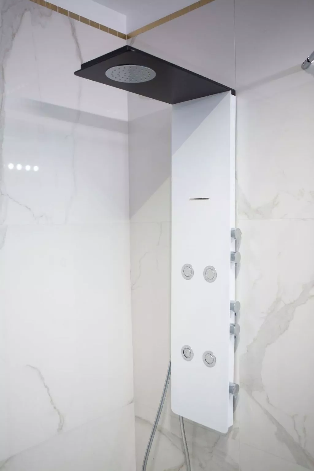 Milos Bay Villas- Brandneue moderne Villa mit spektakulärem Blick auf den Stran-Binnen