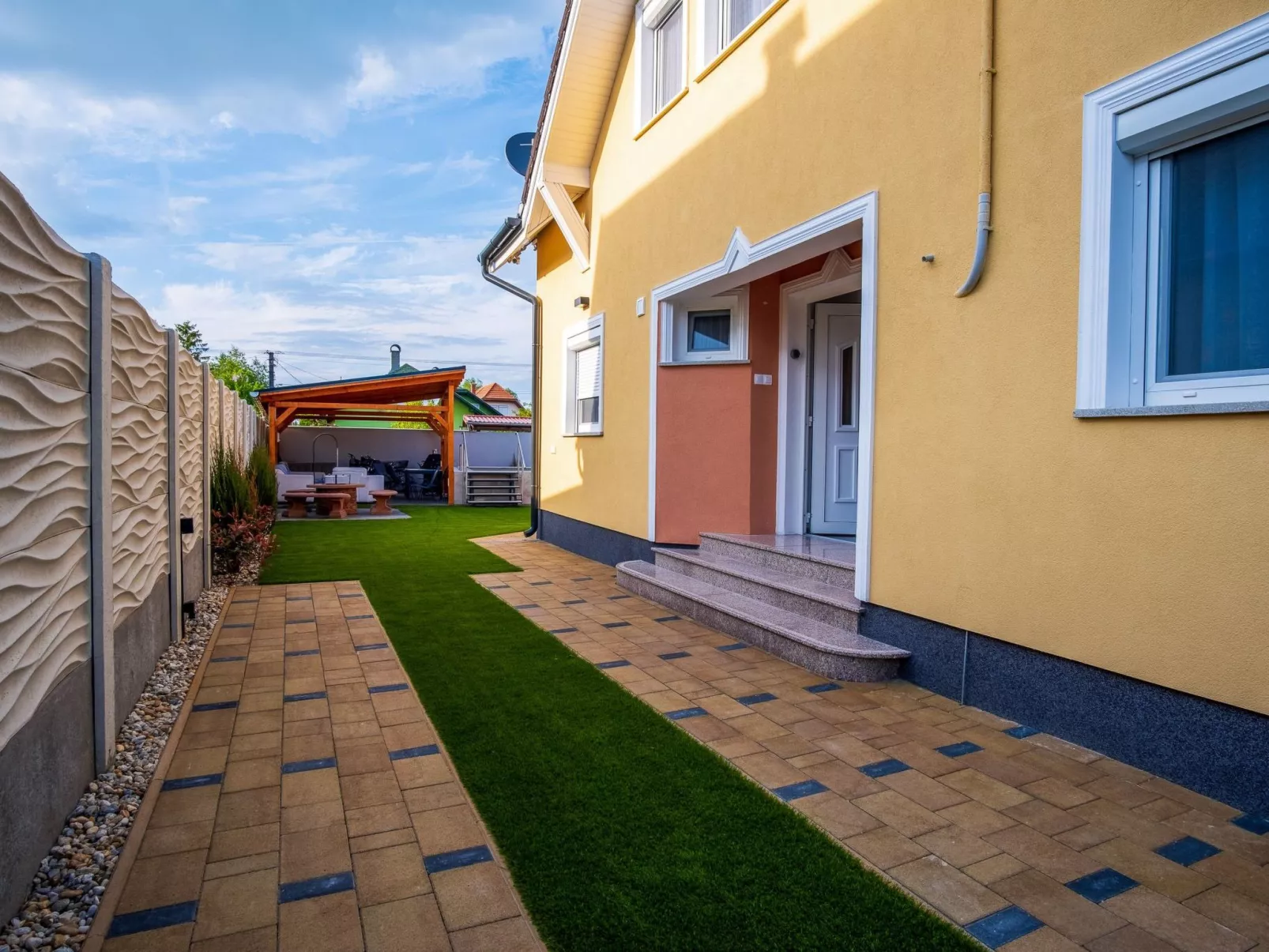 Luxvil apartment-Buiten