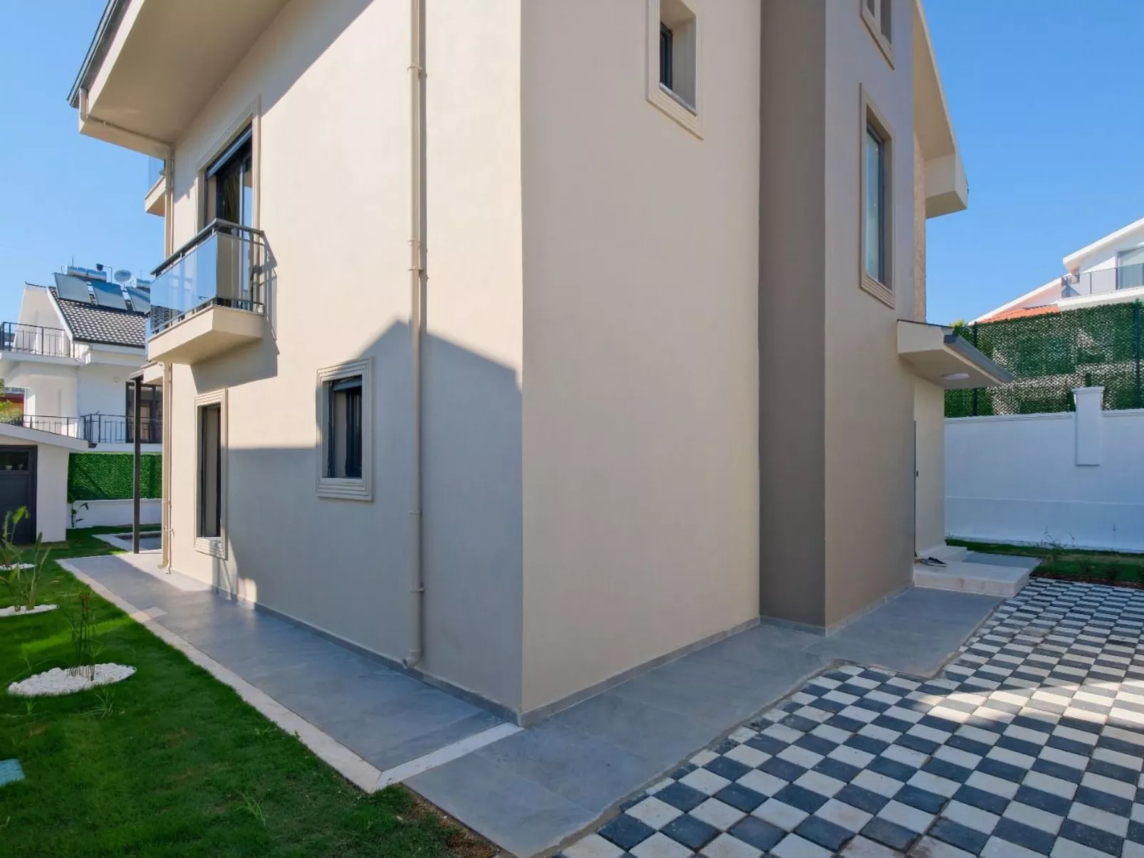 Große Villa in Fethiye Ausserhalb im grünen - Buiten