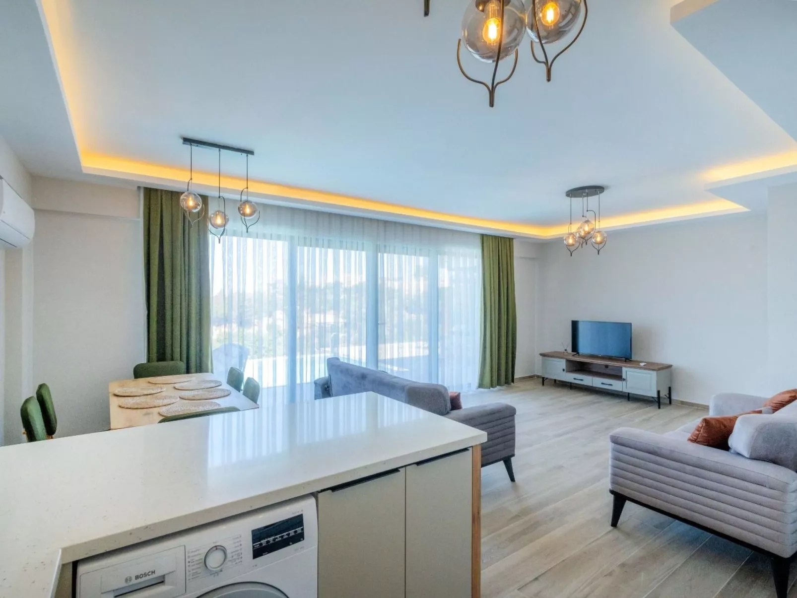 Villa mit Infinitypool in Fethiye Faralya-Binnen