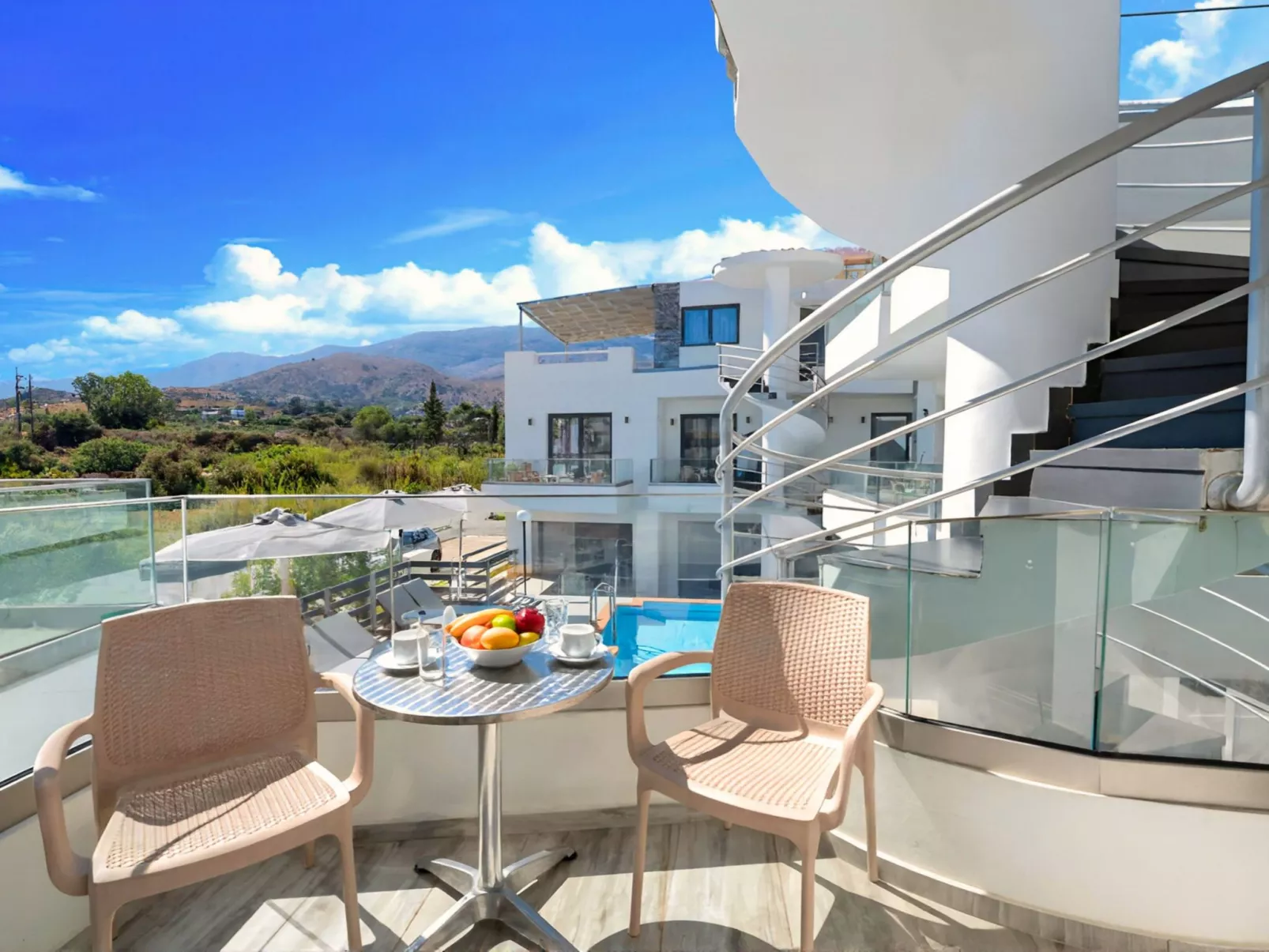 Pnoe Beachside Studio-Image-tags.info