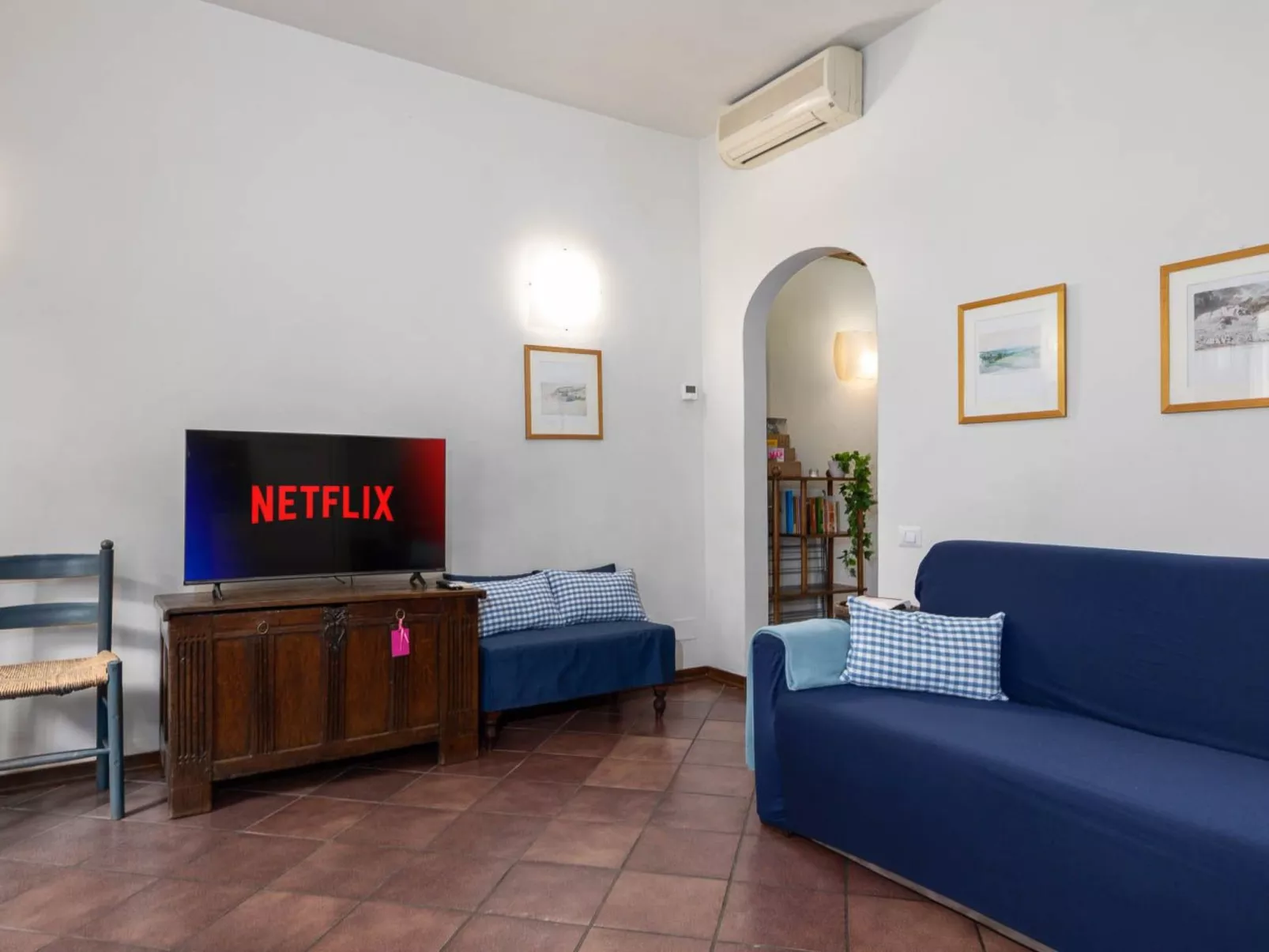 Unknown Accommodation-Binnen