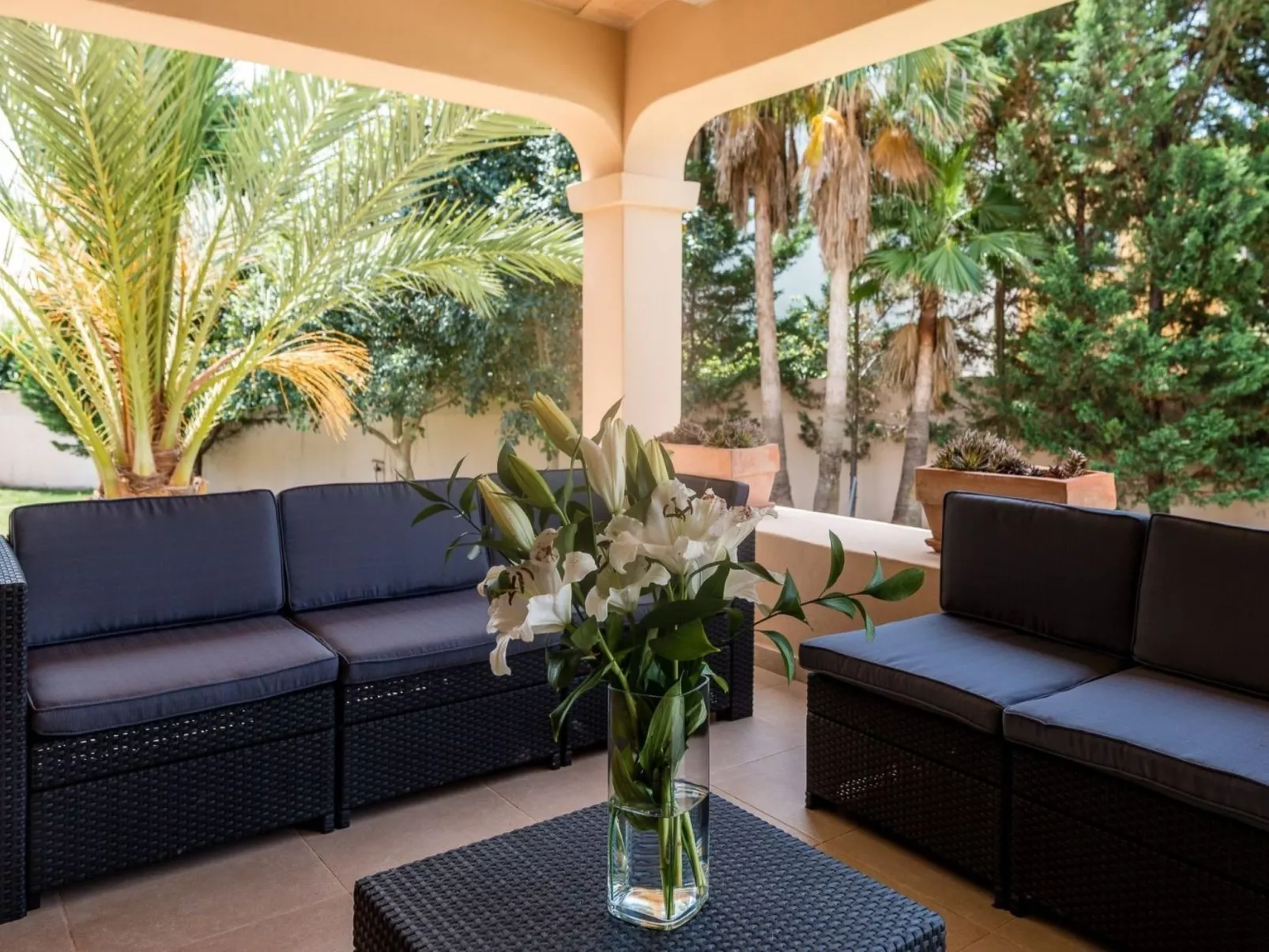 Villa in der Nähe des Zentrums und des Meeres-Buiten