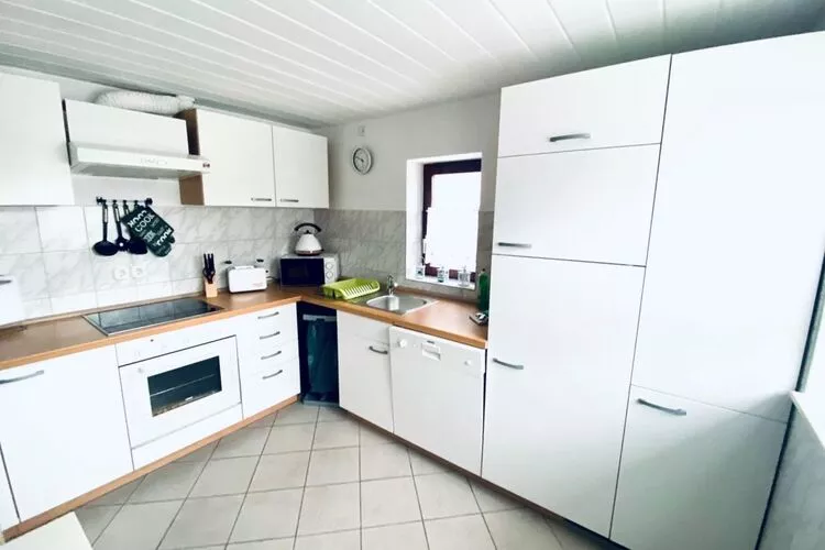 Ferienhaus Kapitänshus Gesamt / 1-14 Personen-Keuken