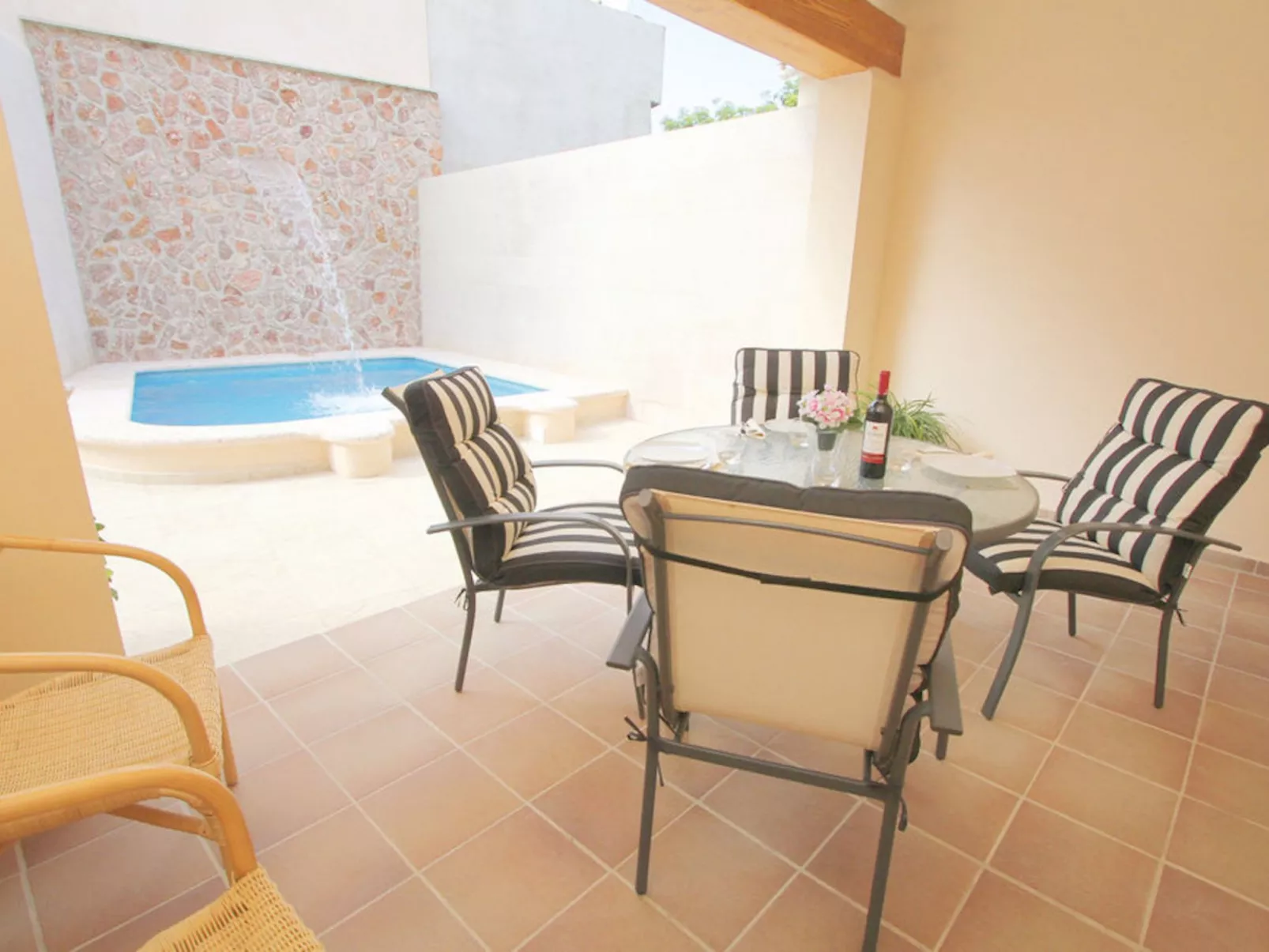 Ribot-Image-tags.info