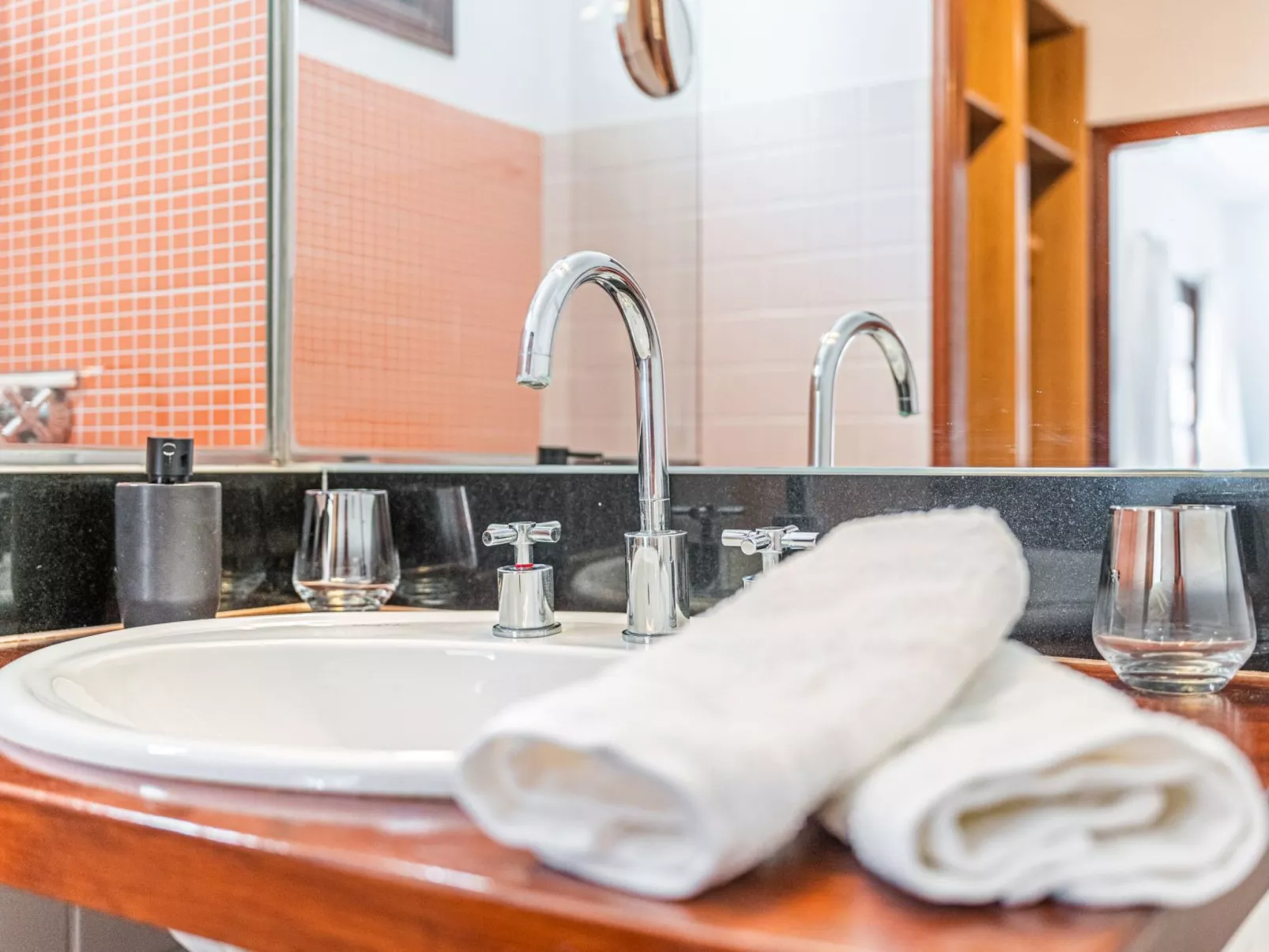 Casa del Puerto-Image-tags.info