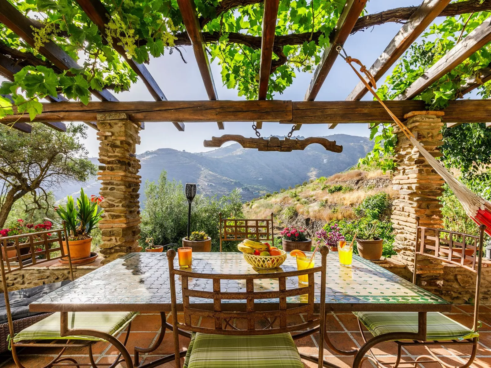 Hundefreundliches Ferienhaus mit privatem Pool-Buiten