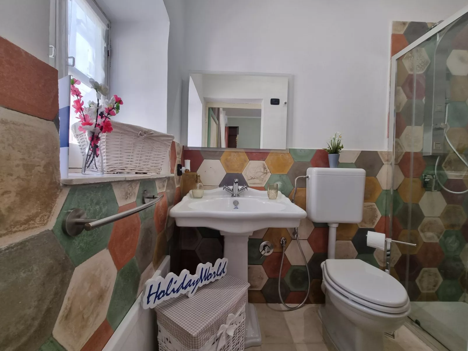 Donna Emma von Holiday World-Image-tags.info