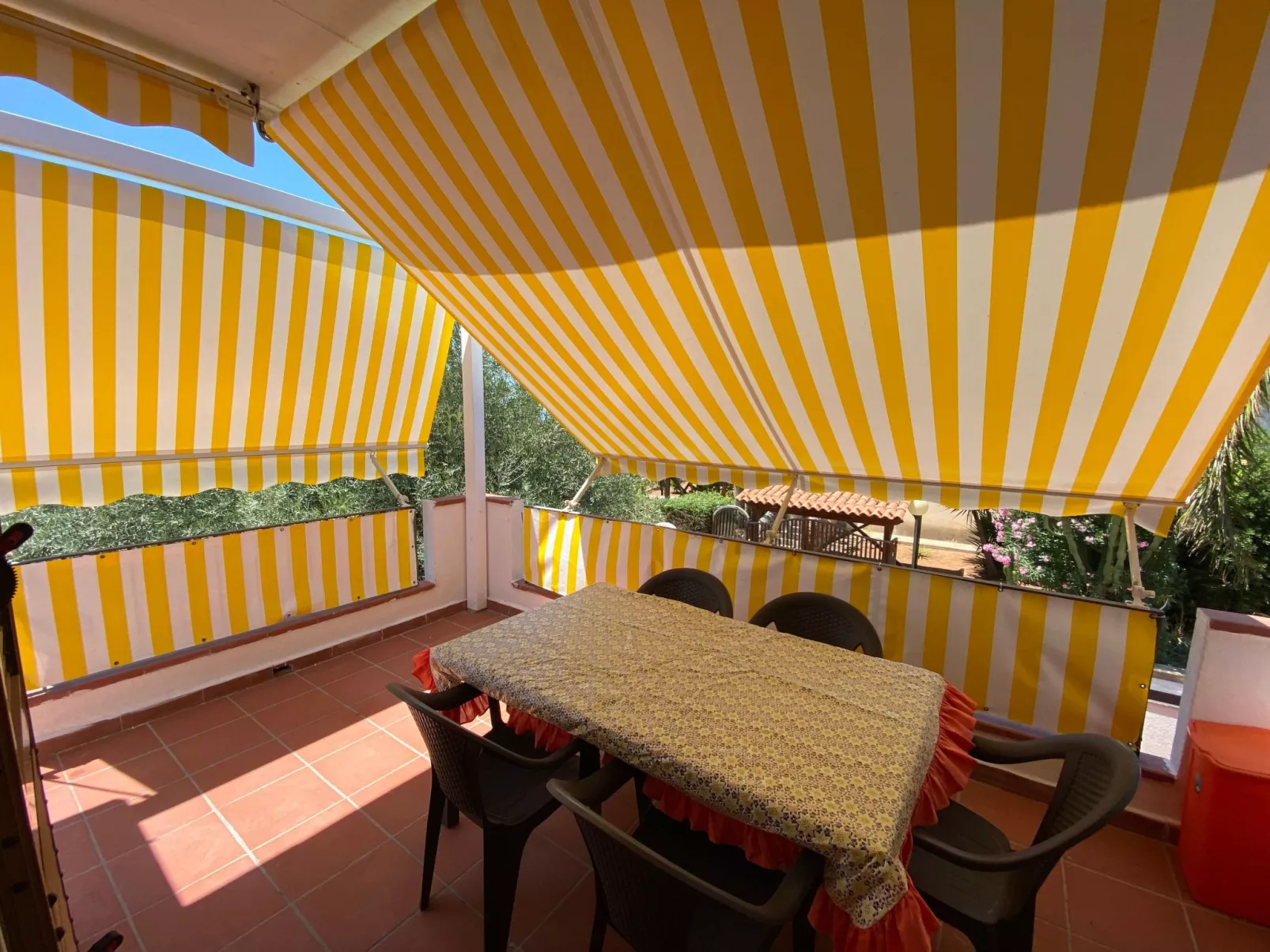 Wohnung "Kastalia4" mit Pool - Buiten