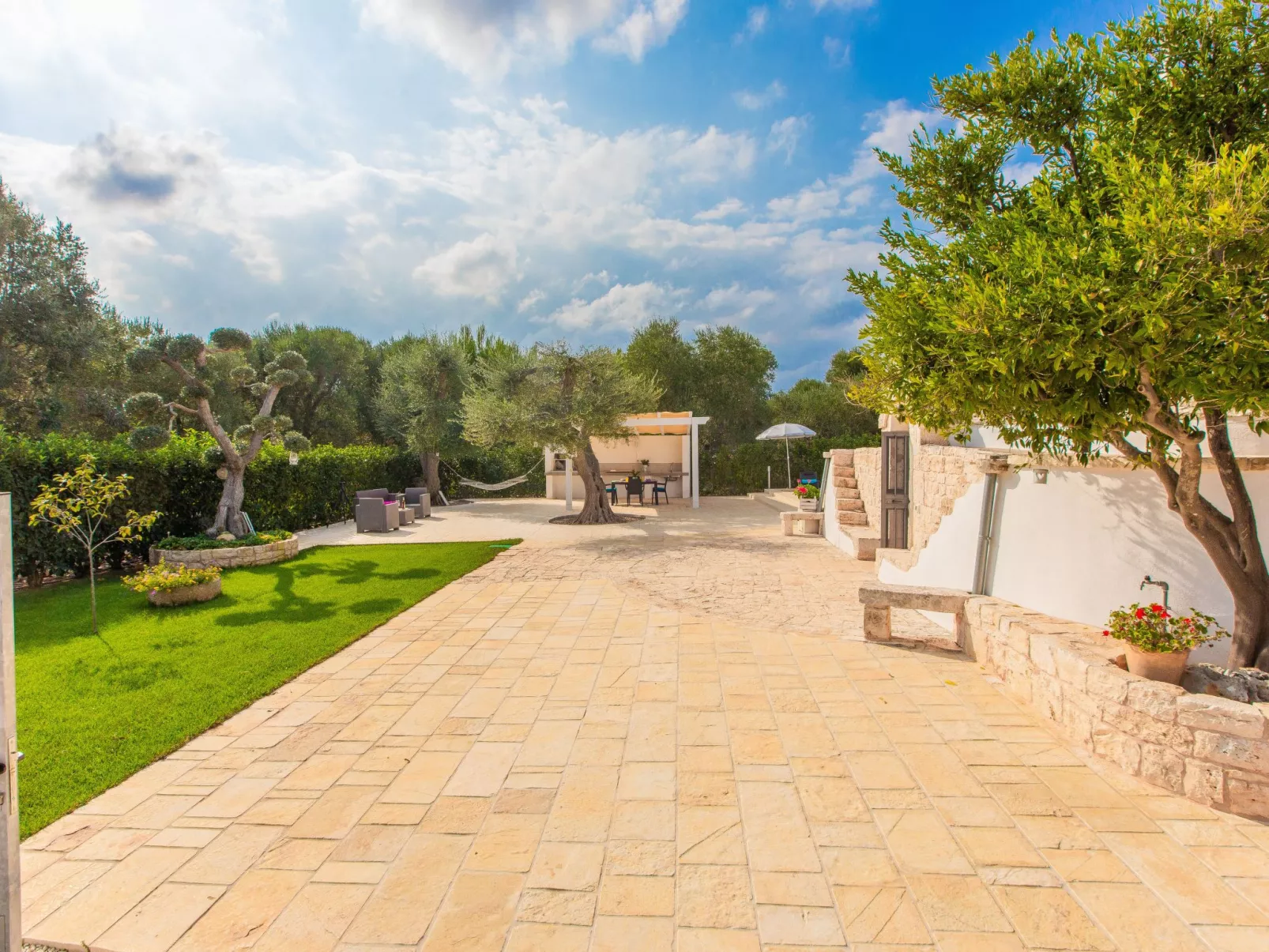 TRULLO  mit pool OSTUNI: Kostenlos: Bettwäsche und Handtücher, 2 Fahrräder, 1 H-Buiten