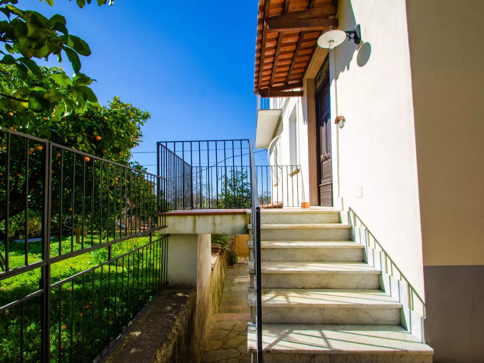 Il Mulino - Zweizimmerwohnung im Zentrum von Ceraso mit Kochnische, bis zu 3 Pe-Buiten