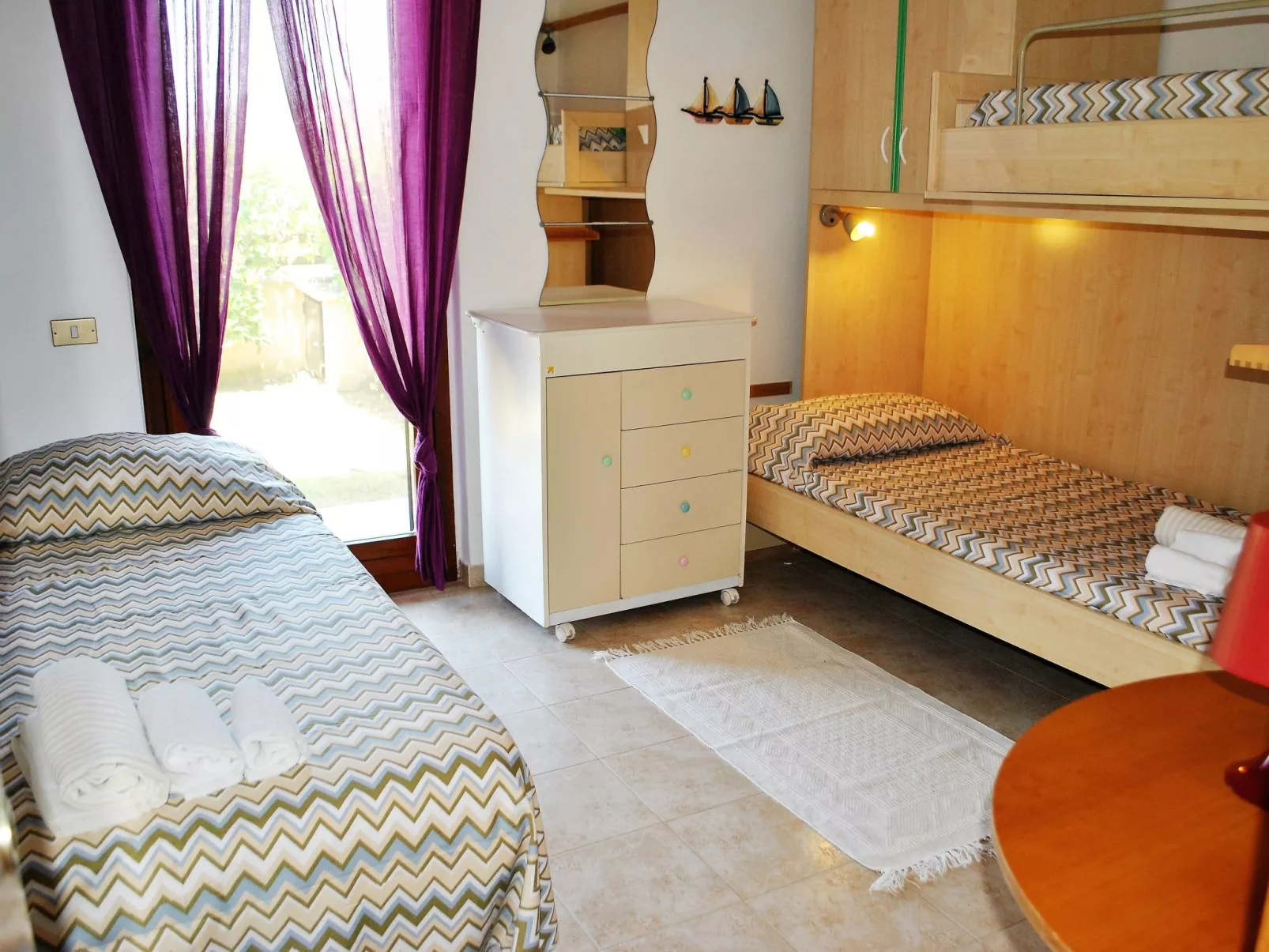 Charmantes Haus in Fondi mit überdachter Veranda-Binnen