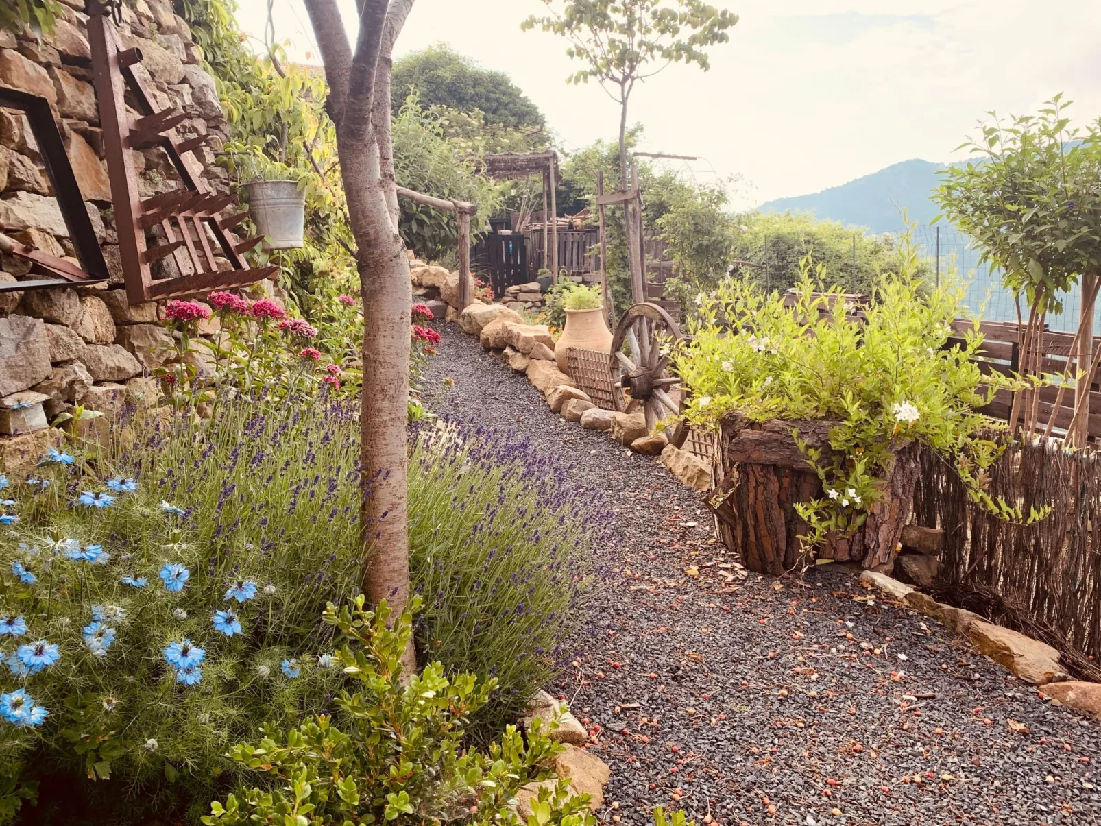 Mountains' View by Holiday World-Buiten