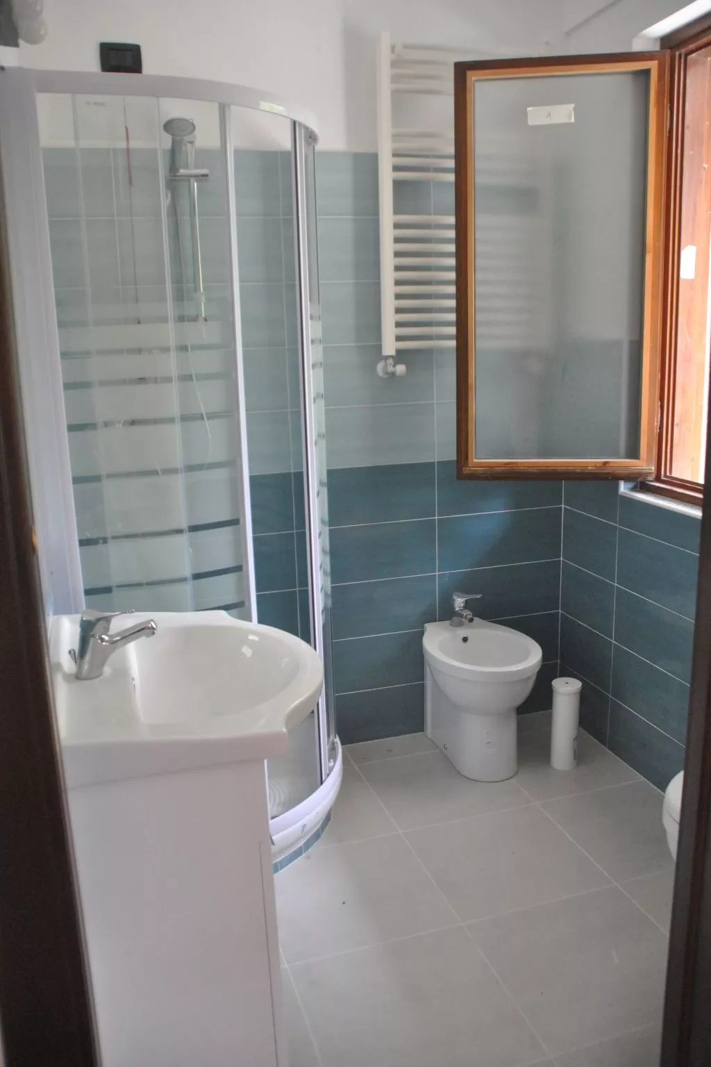 Mit Wasserblick-Binnen