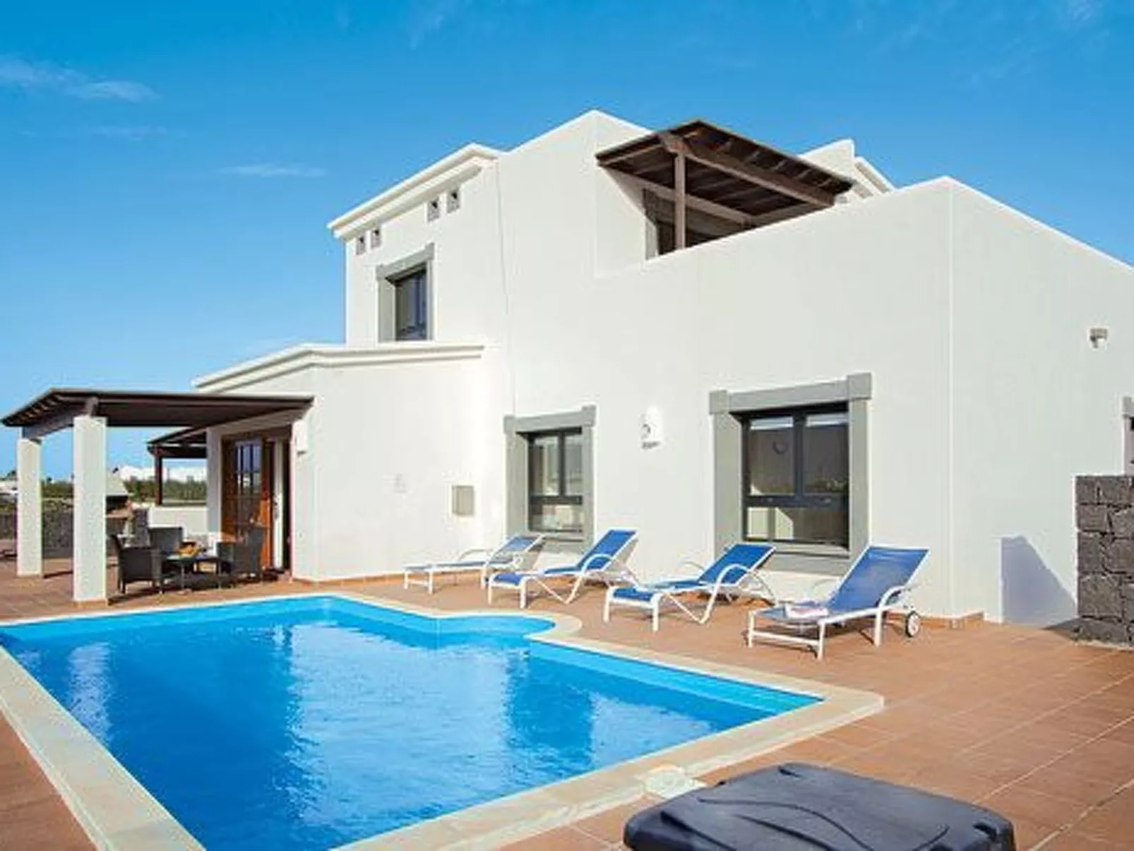 In Yaiza mit Großem Balkon-Buiten