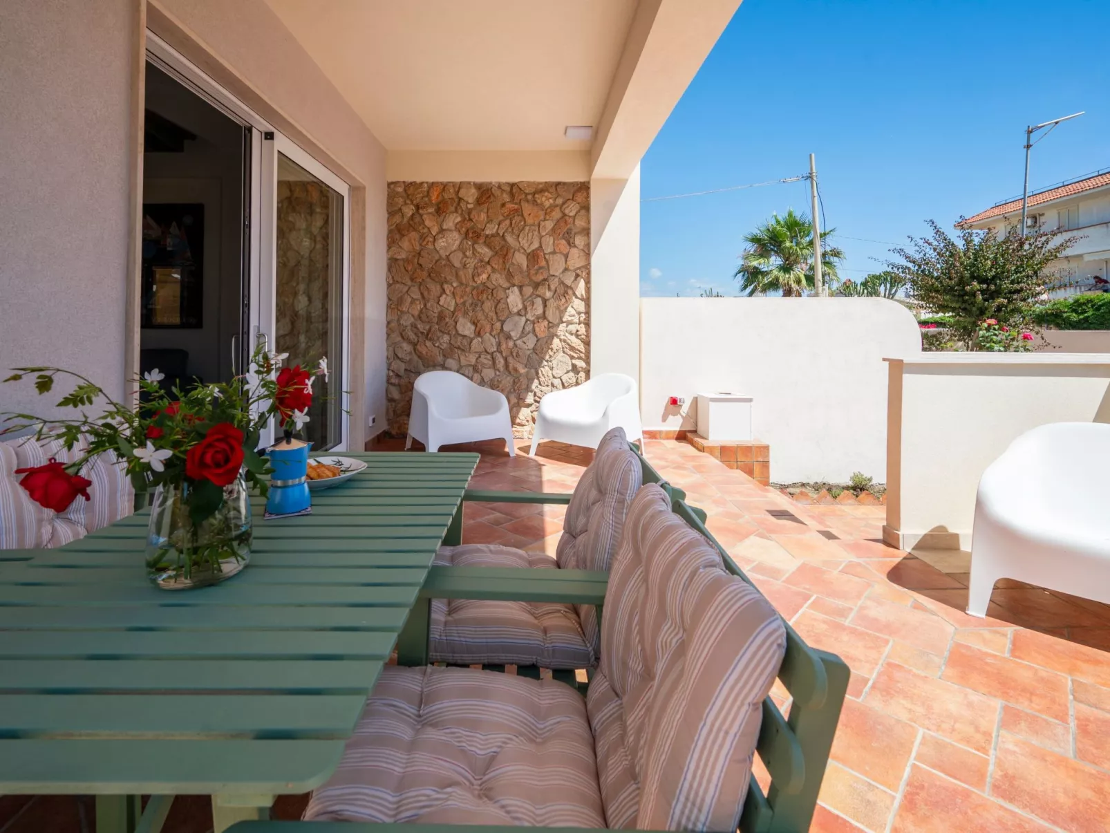 'Villa Reitani - Image-tags.info