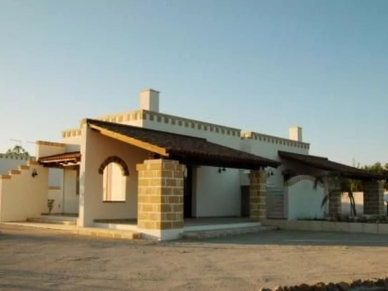 Gemütliche Ferienwohnung in Sogliano Cavour mit Terrasse, gemeinsamem Pool und-Buiten