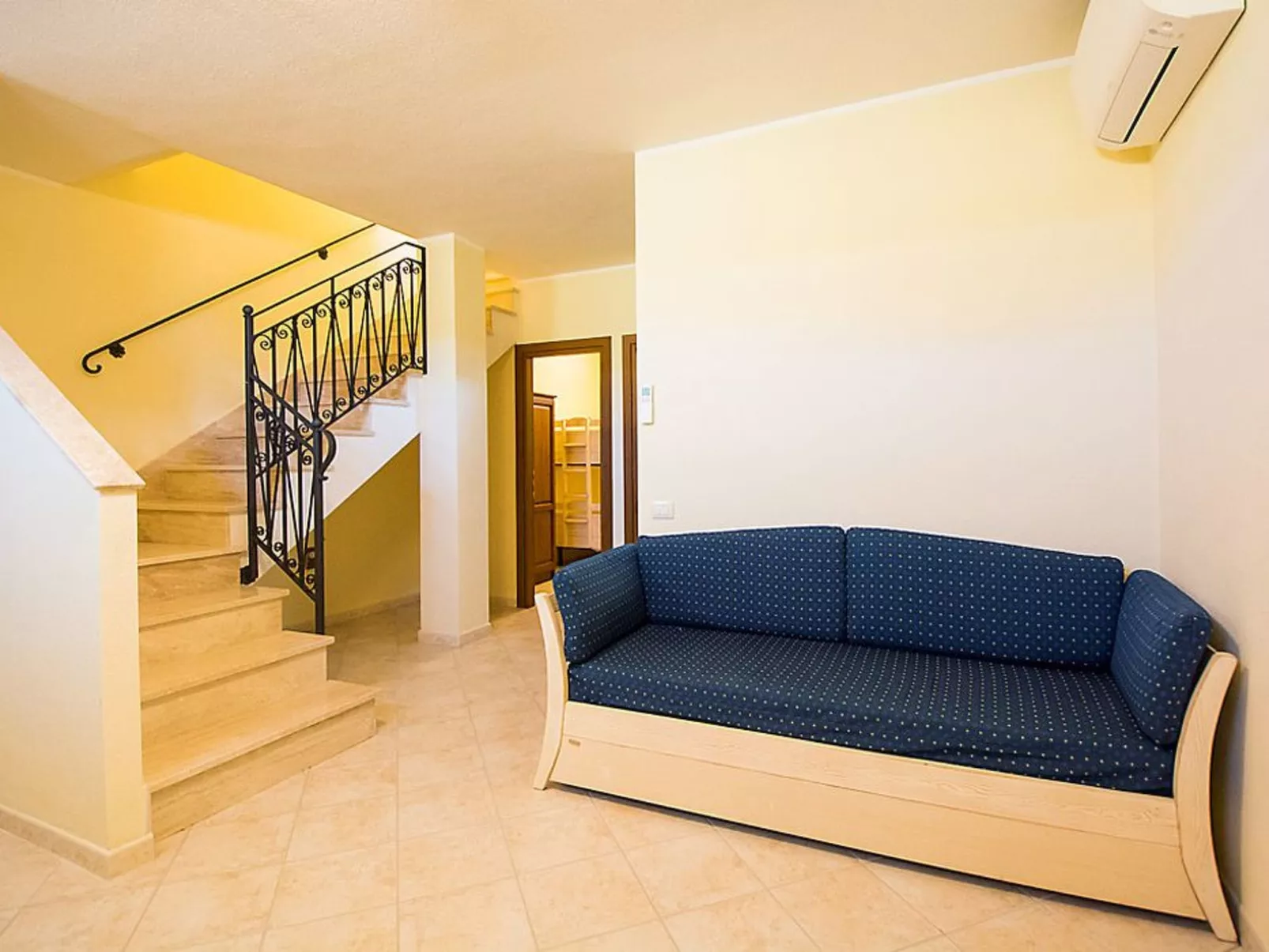 Apt. Orosei 4A, mit gemeinsamem Schwimmbad-Image-tags.info