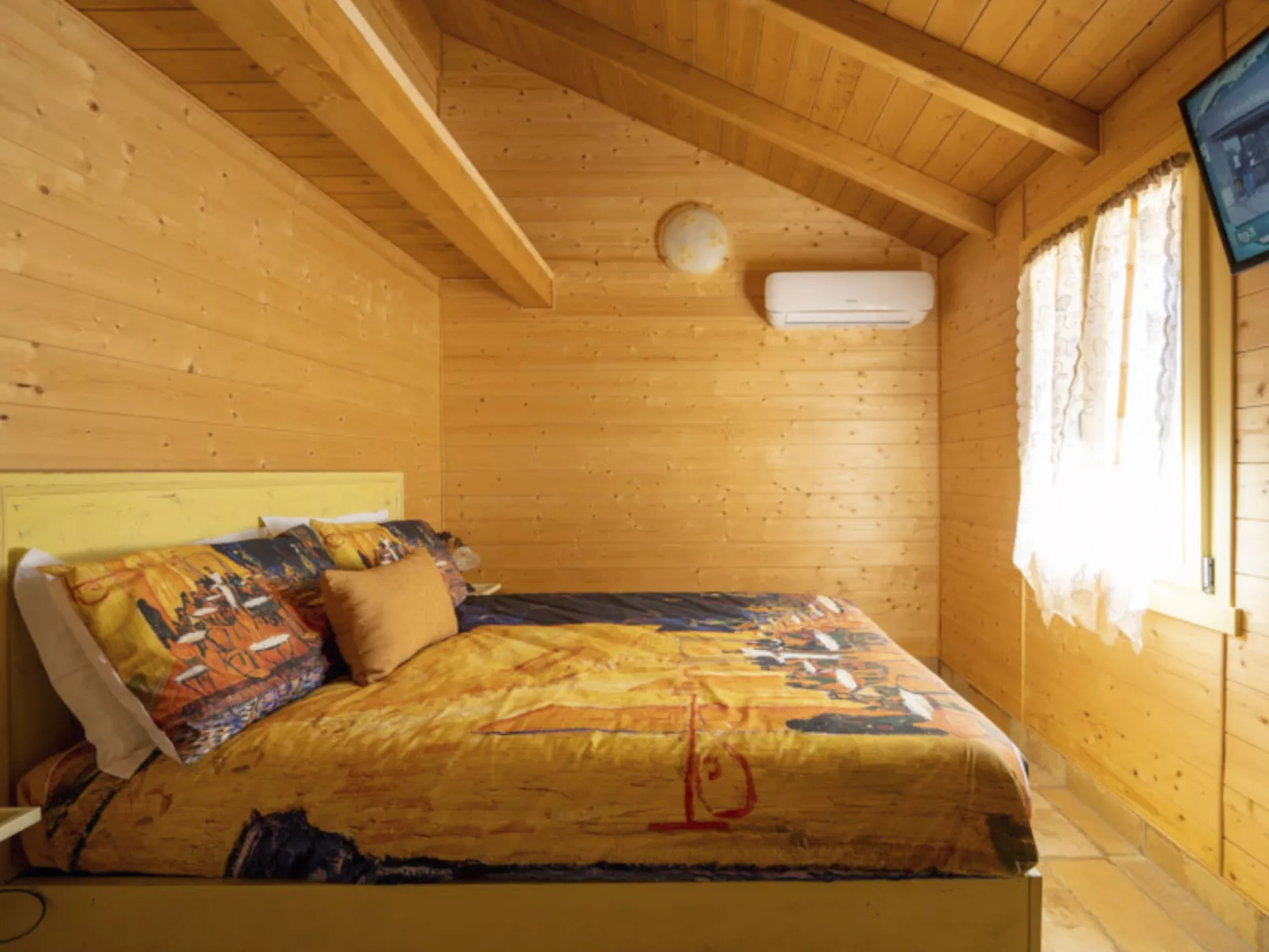 'Messis la gialla'-Binnen