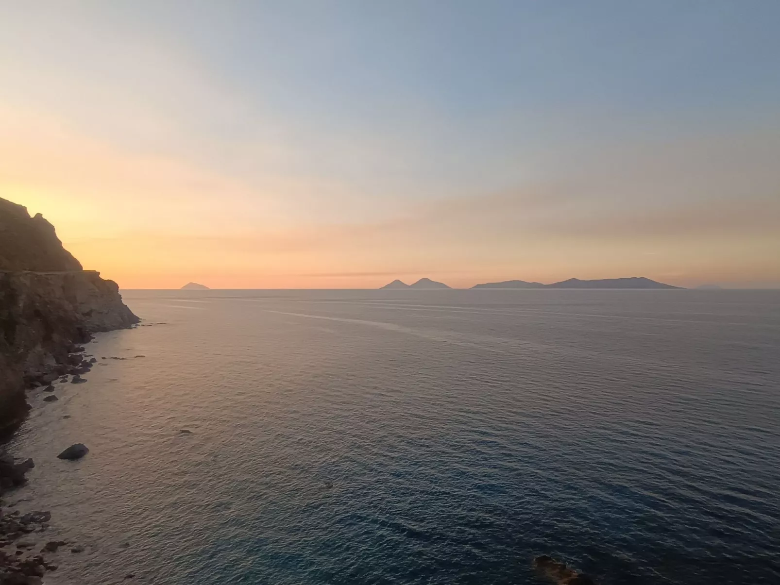 "Haus am Meer in Sizilien"-Image-tags.info