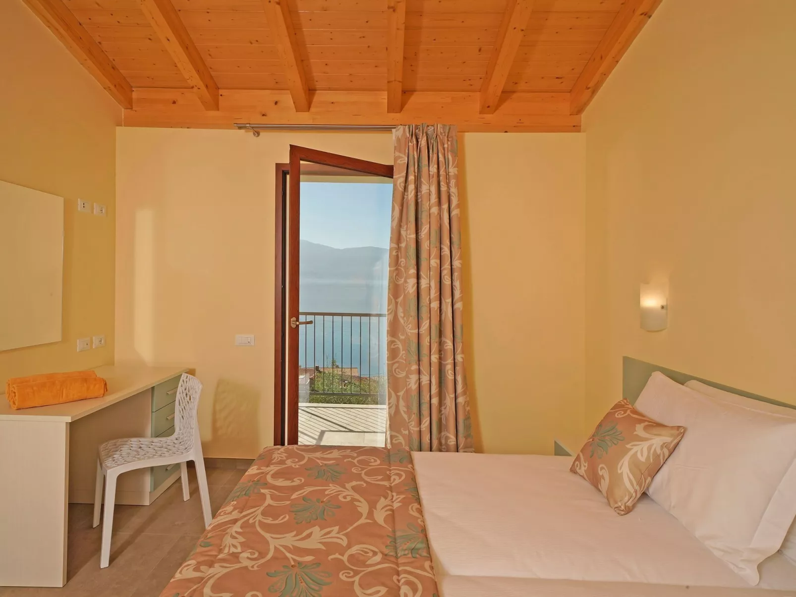 Residence Dany Drei-Zimmer-Wohnung 6 Betten-Binnen