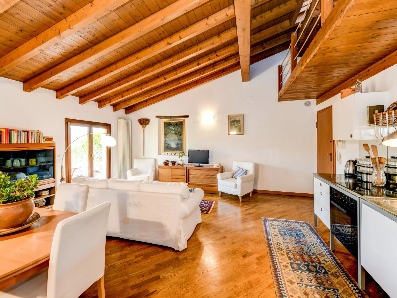 'Silvia4' mit Balkon-Binnen