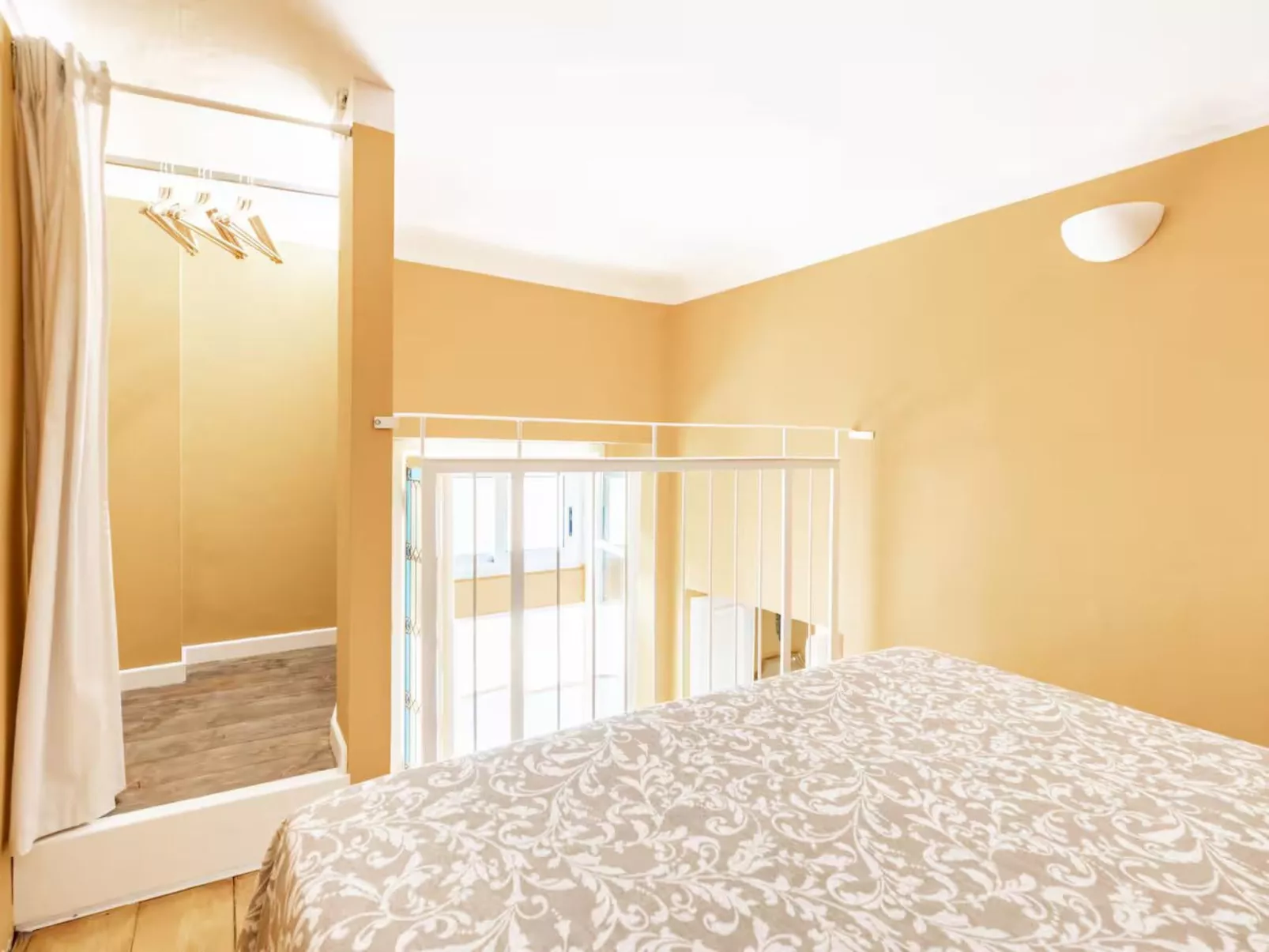 Carla B von Holiday World-Binnen