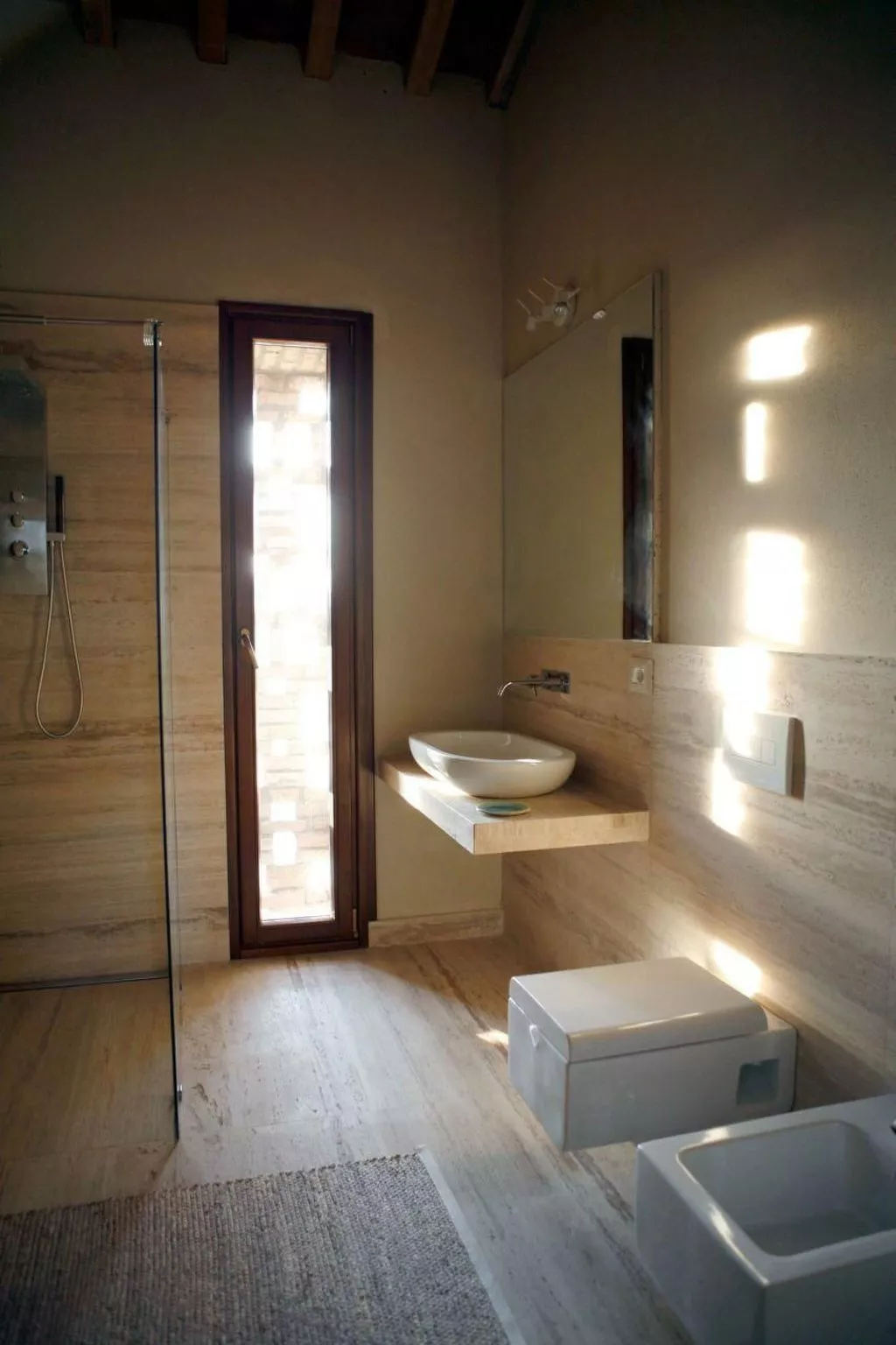 "Villa III Apicius"-Binnen