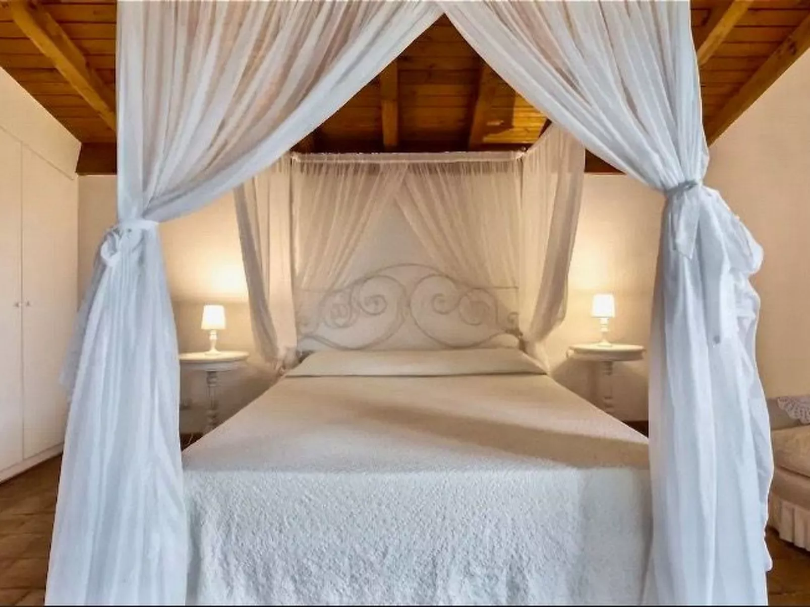 'Cedar' mit Wasserblick-Image-tags.info