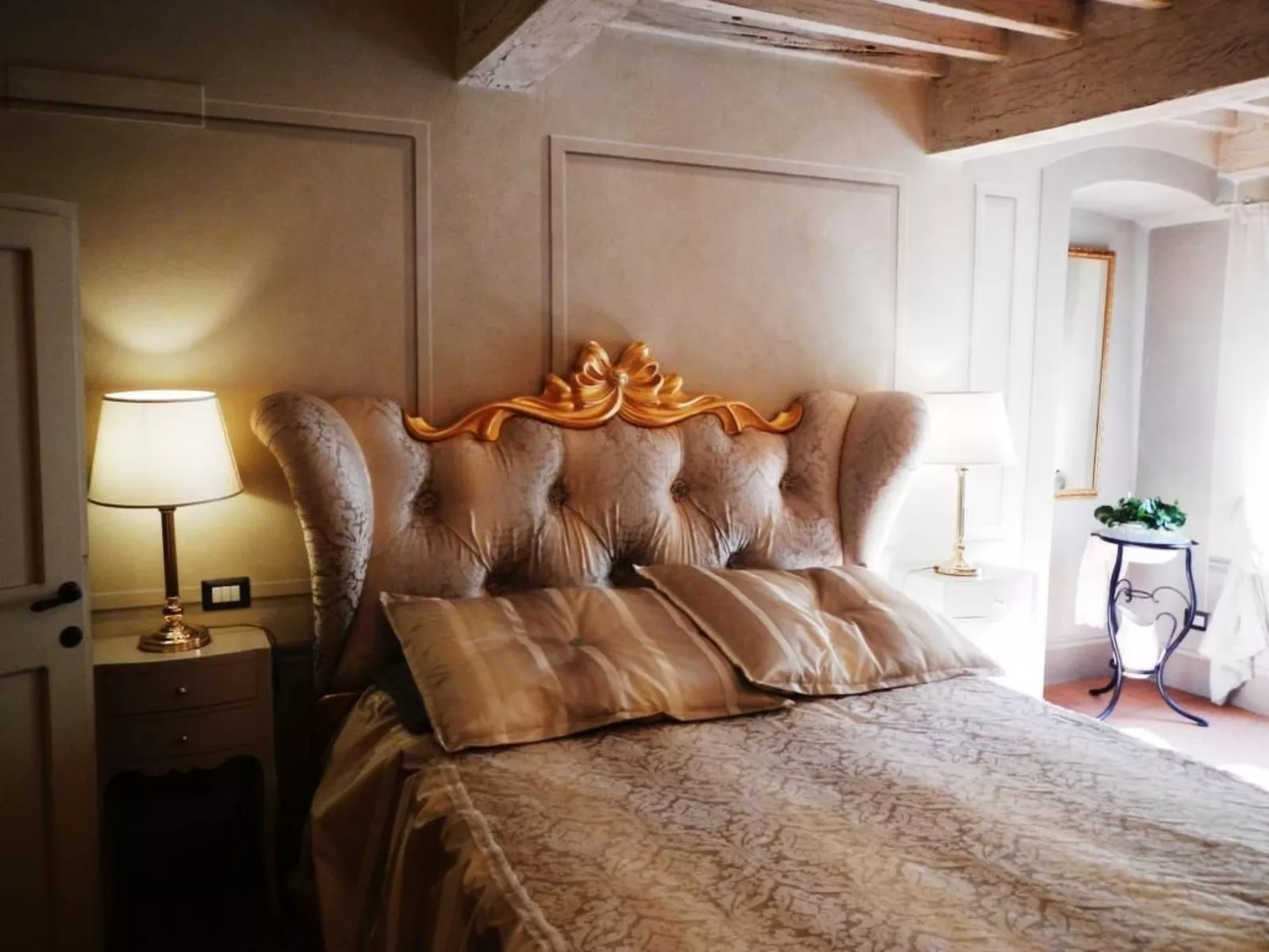 Stilvolle Wohnung mit Whirlpool in einem Renaissance-Palazzo mitten in Cortona-Binnen