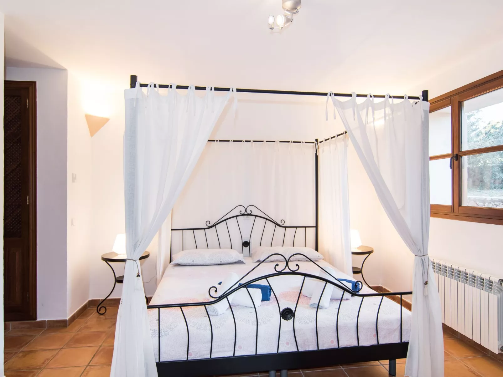 Luxuriöse Villa Can Revell-Image-tags.info