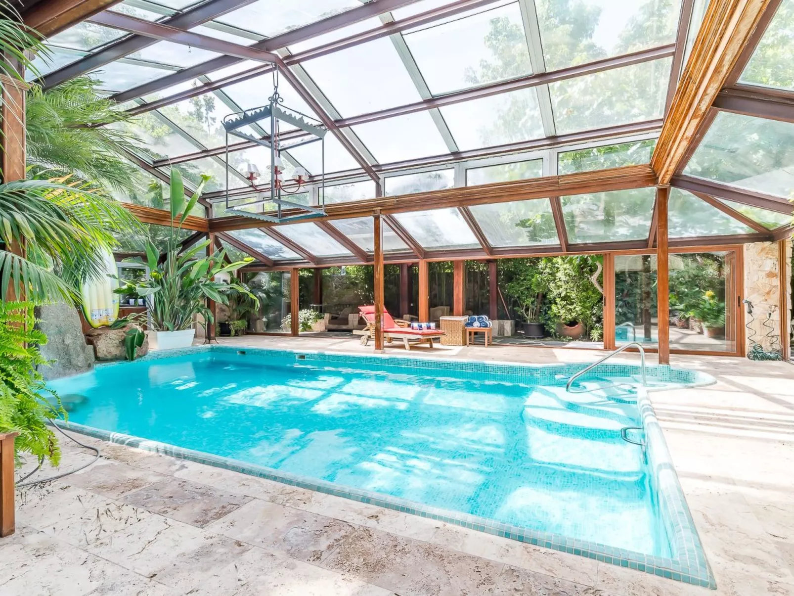 5-Suiten Madrid Villa Oasis, Schwimmbad-Spa, Fitnessraum, Club-Image-tags.info