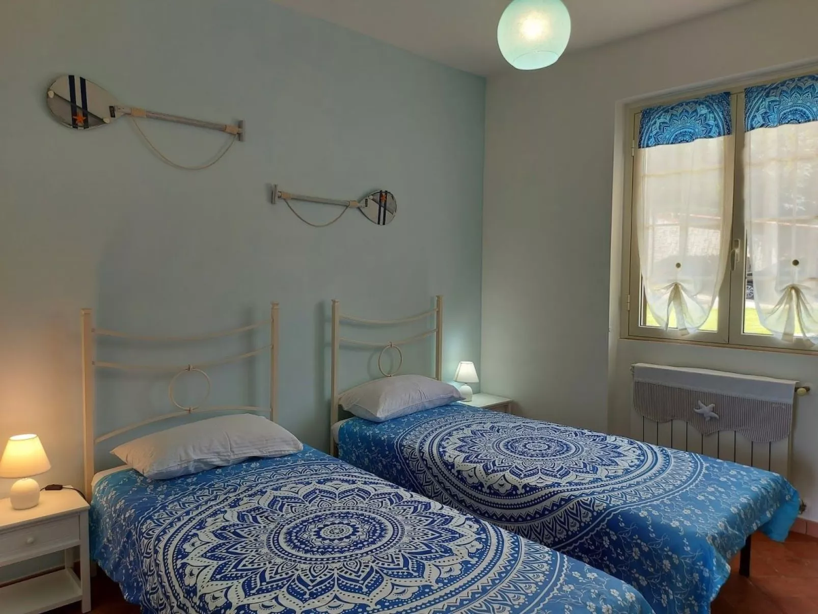 Villa im Grünen mit Schwimmbad und Meerblick-Image-tags.info