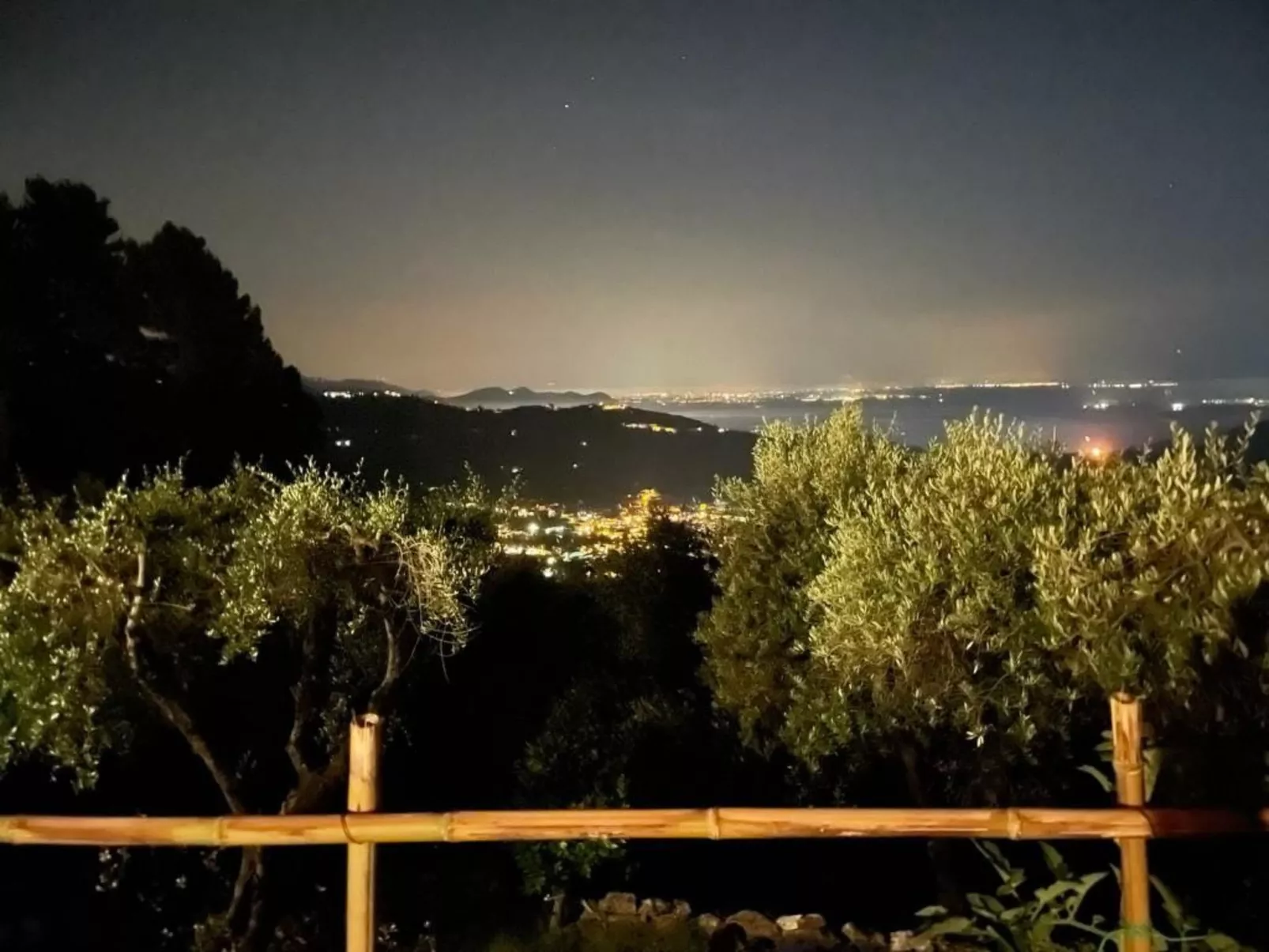 'Villa Lorien' mit Wasserblick-Image-tags.info