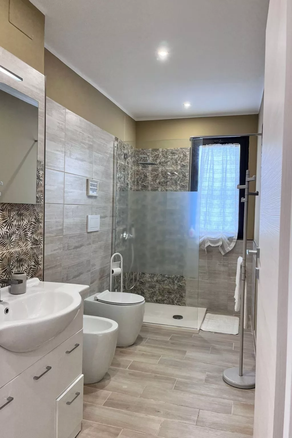 Rsm-Wohnung mit Gemeinschaftspool-Image-tags.info