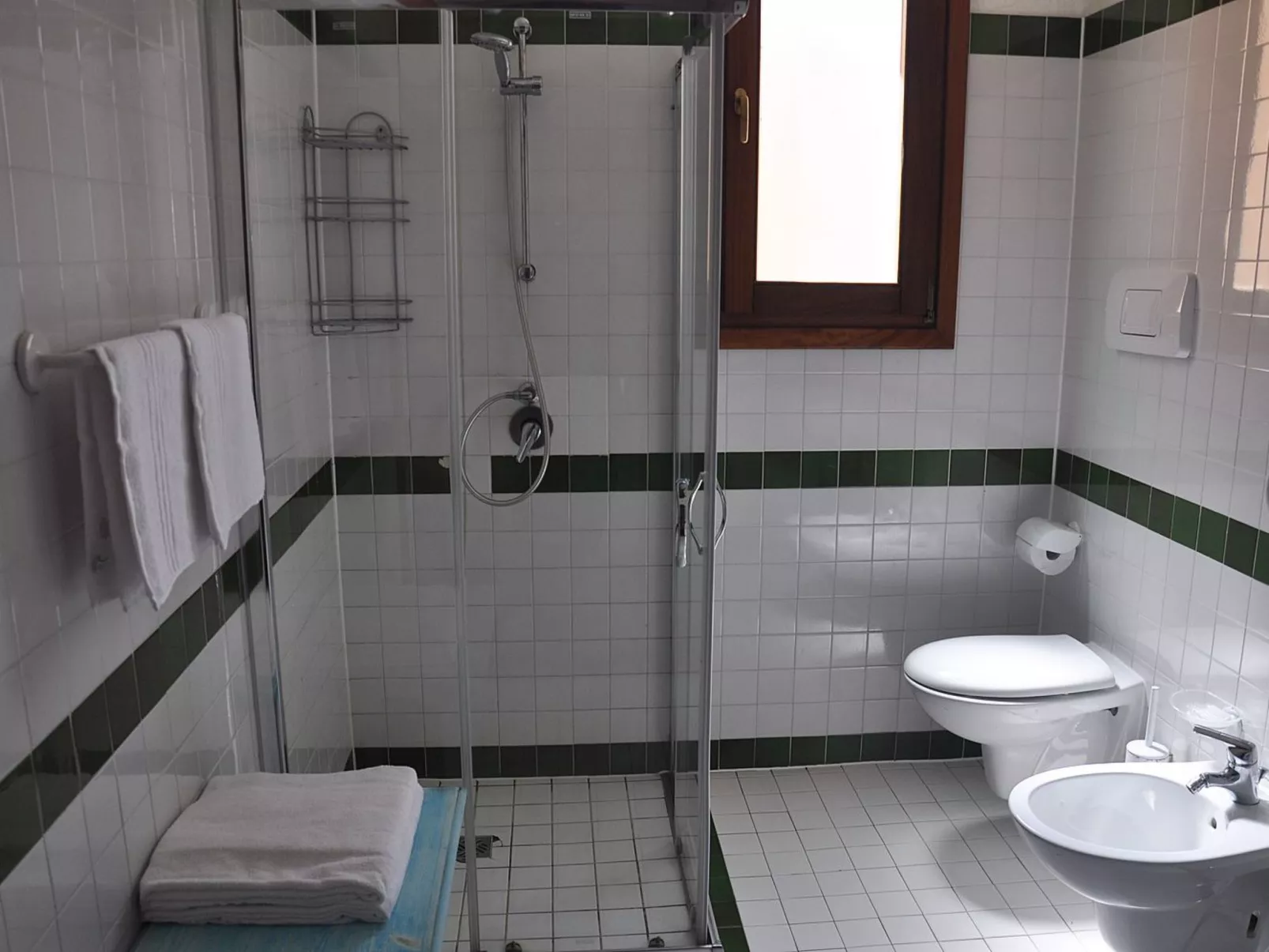 Apt. Eldi 1A, mit gemeinsamem Schwimmbad-Binnen