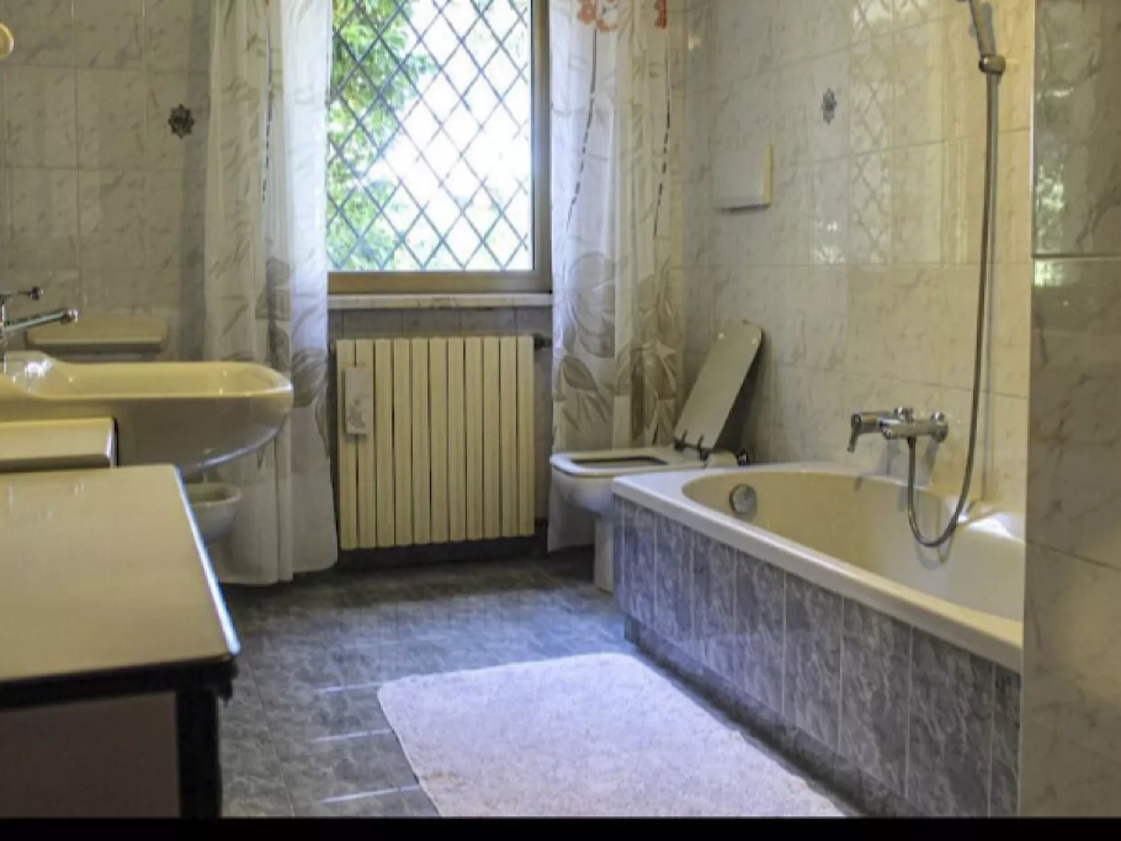 Wohnung mit Seeblick in Villa Elena-Binnen