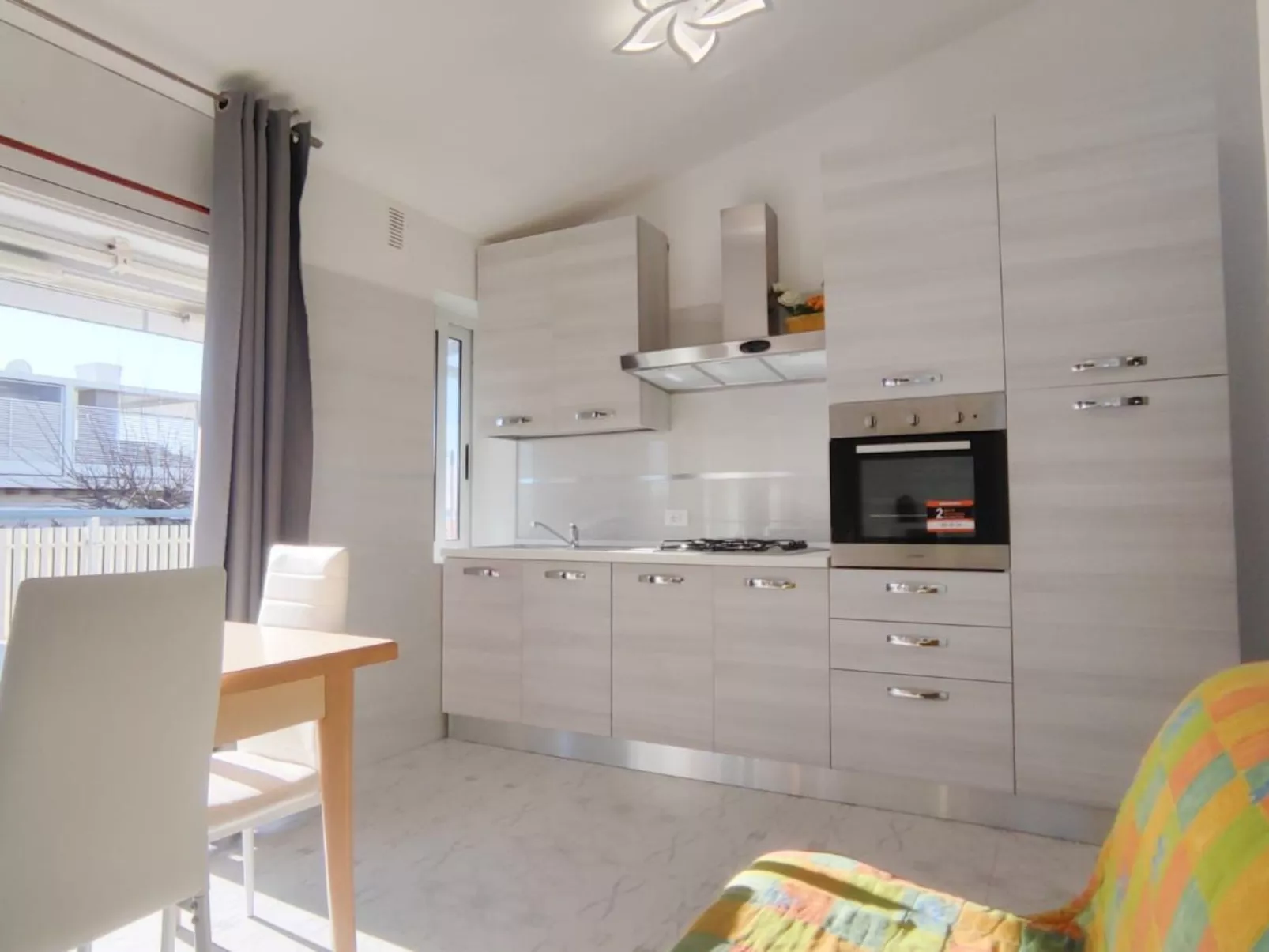 Wohnung "Villa Miami" mit Balkon im ersten Stock-Image-tags.info