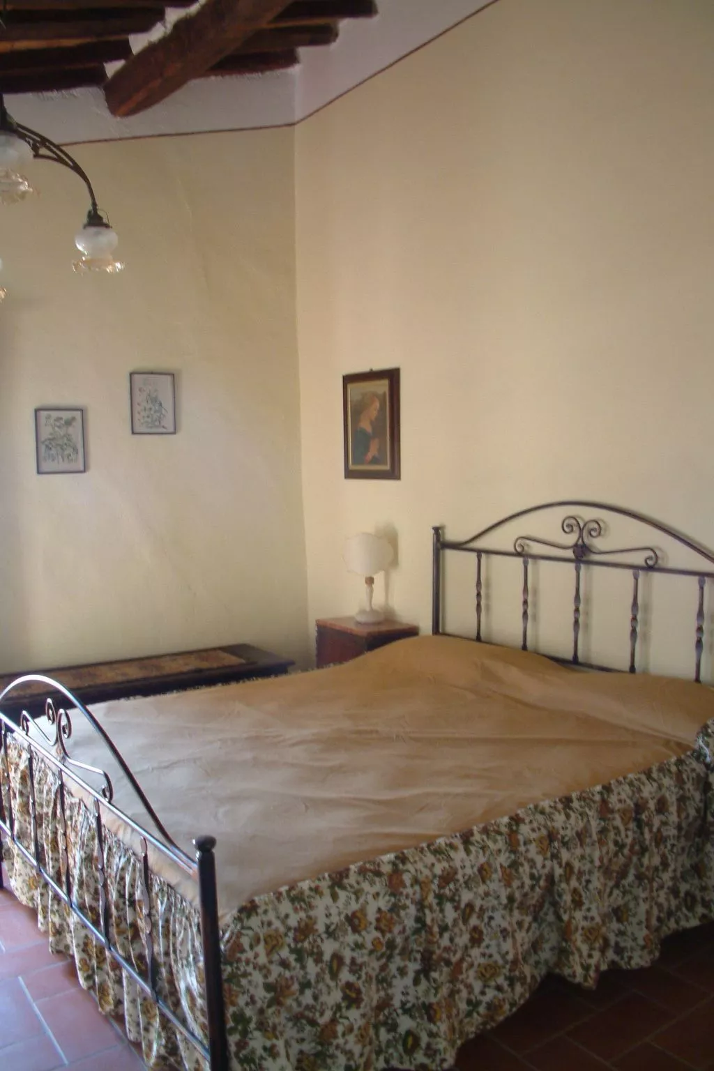 Villa 'Cimpoli casa' mit Garten und Grill-Binnen